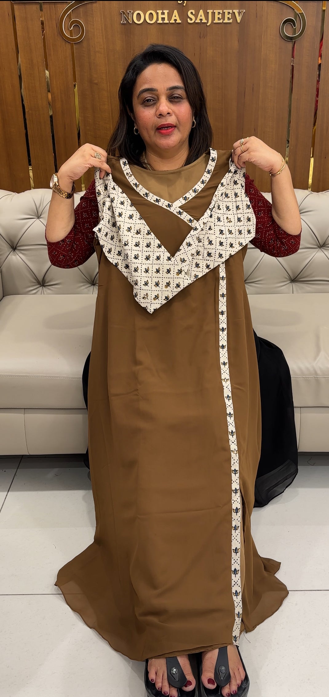 IHA'S IN-HOUSE GEOEGETTE ALINE TOP - IHA 25917