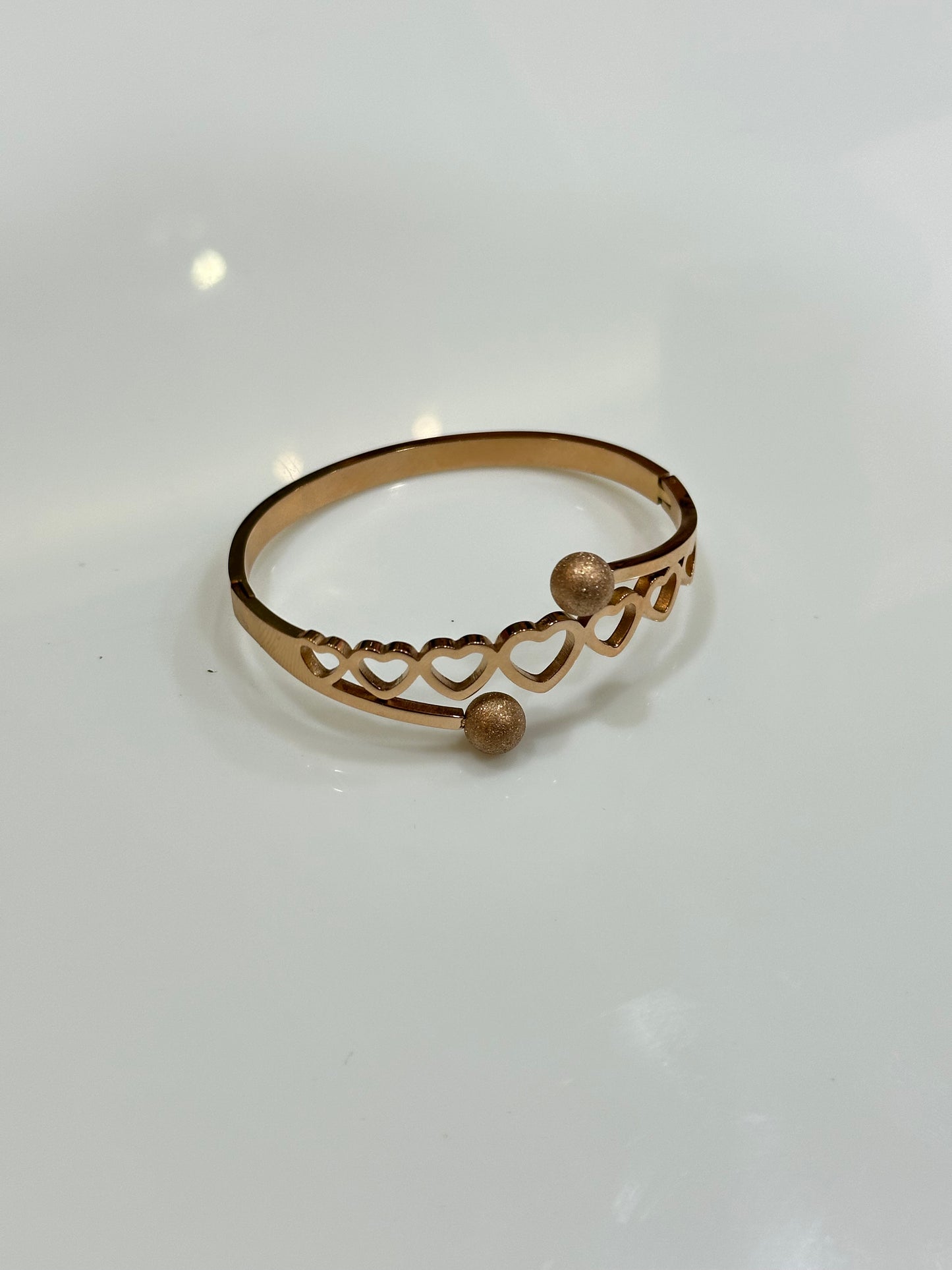 CLIP BANGLES - IHA 22602