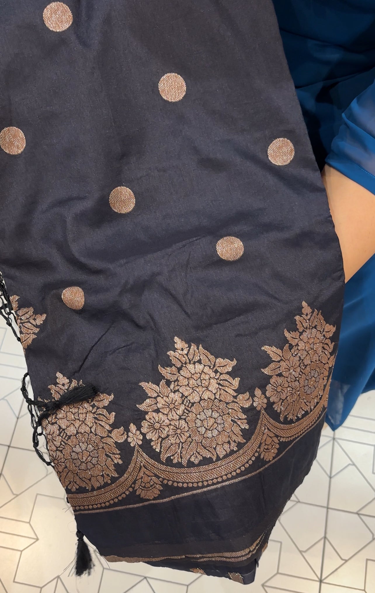 SEMI BANARASI SAREES - IHA 26637