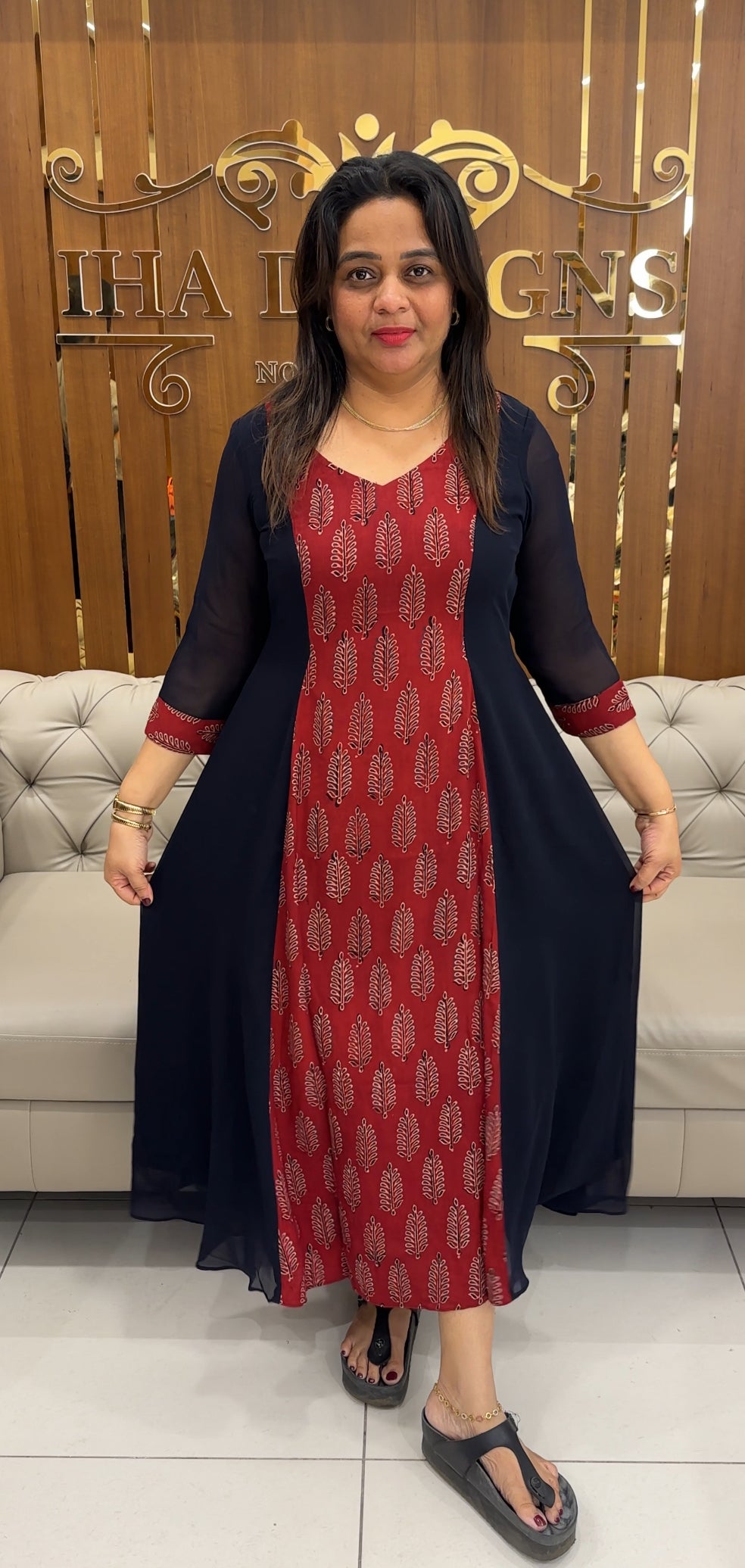IHA'S IN-HOUSE DESIGNER ALINE TOPS - IHA 25677
