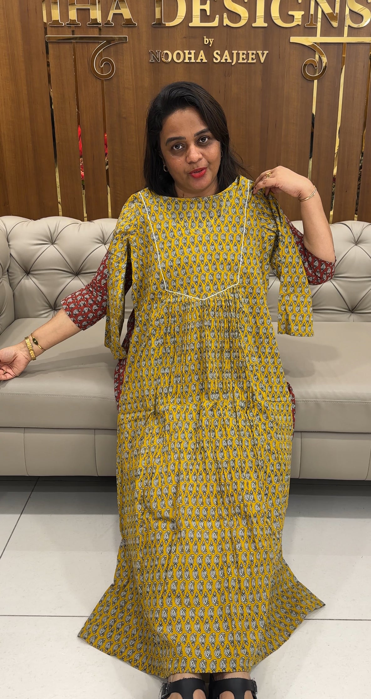 IHA'S IN-HOUSE PRINTED ALINE TOPS - IHA 25550