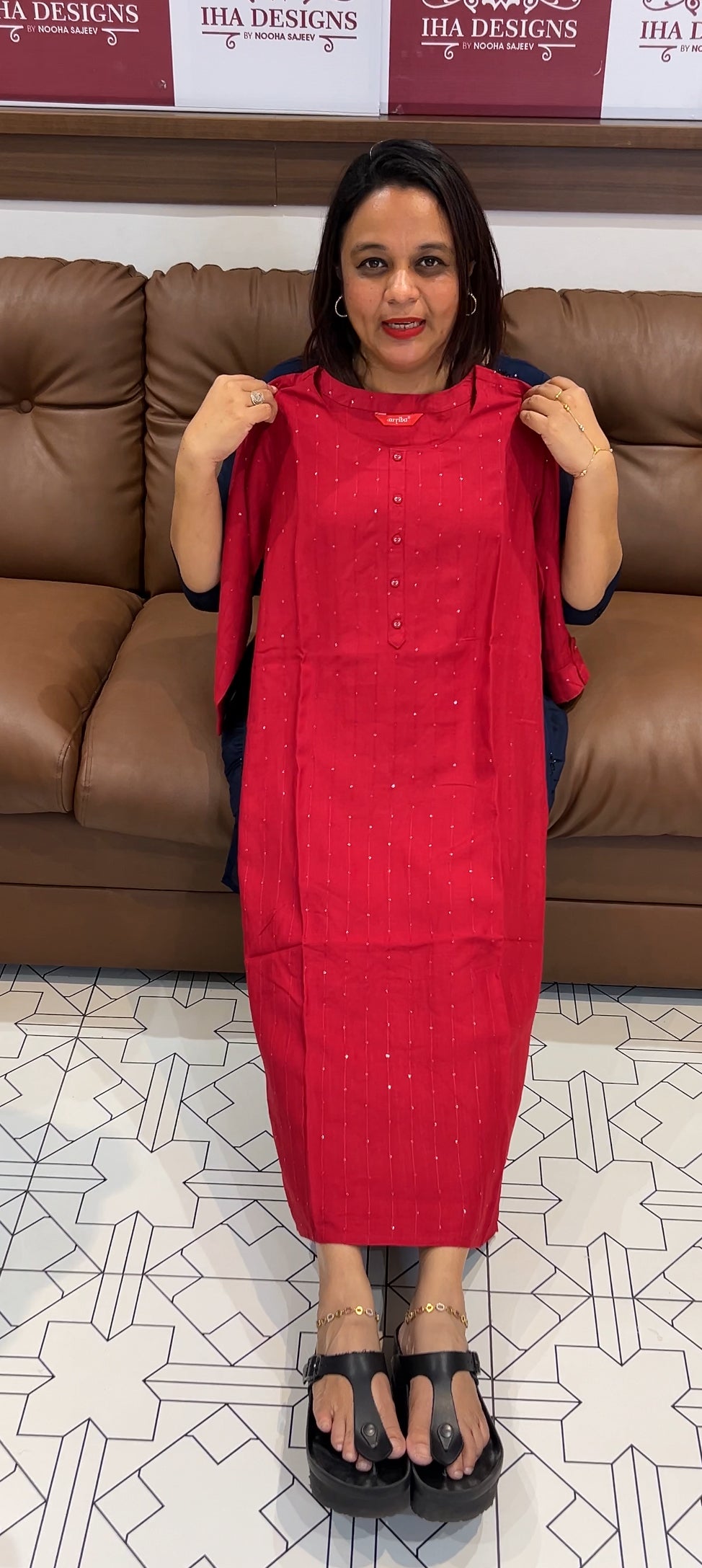 BUDGET BUY RAYON KURTIS - IHA 9681