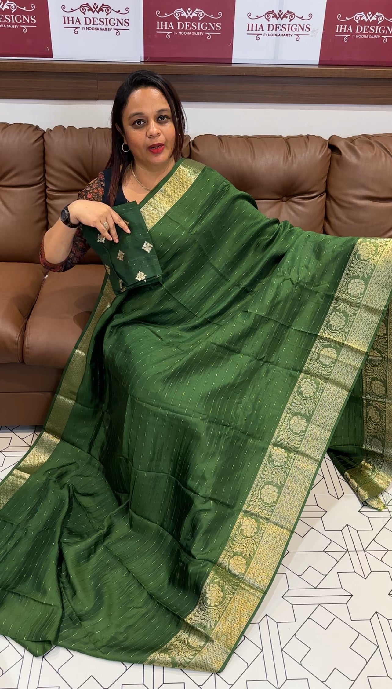 DESIGNER DOLA SILK SAREES - IHA 9836