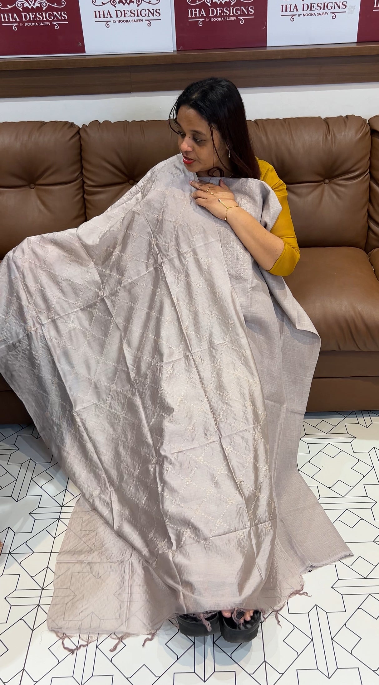 LINEN UNSTITCHED SALWAR SUITS - IHA 9506