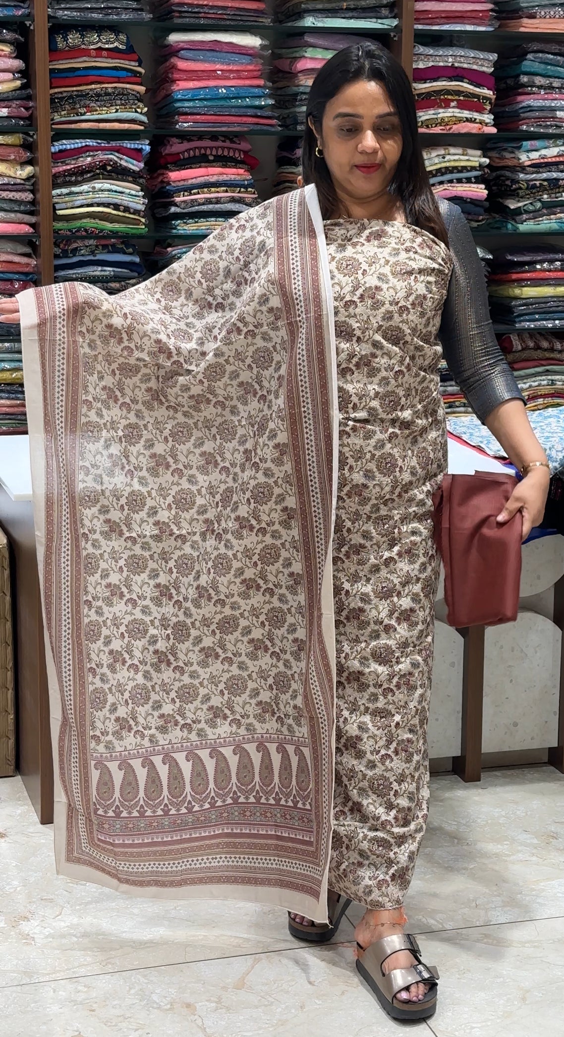 MUSLIN UNSTITCHED SALWAR SUITS - IHA 22226