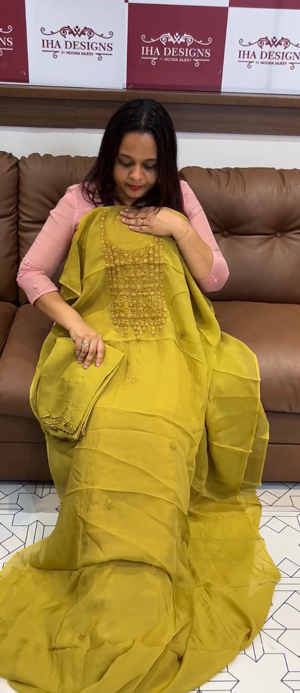 LUCKNOWI CHIKANKARI UNSTITCHED SALWAR SUITS - IHA 8395