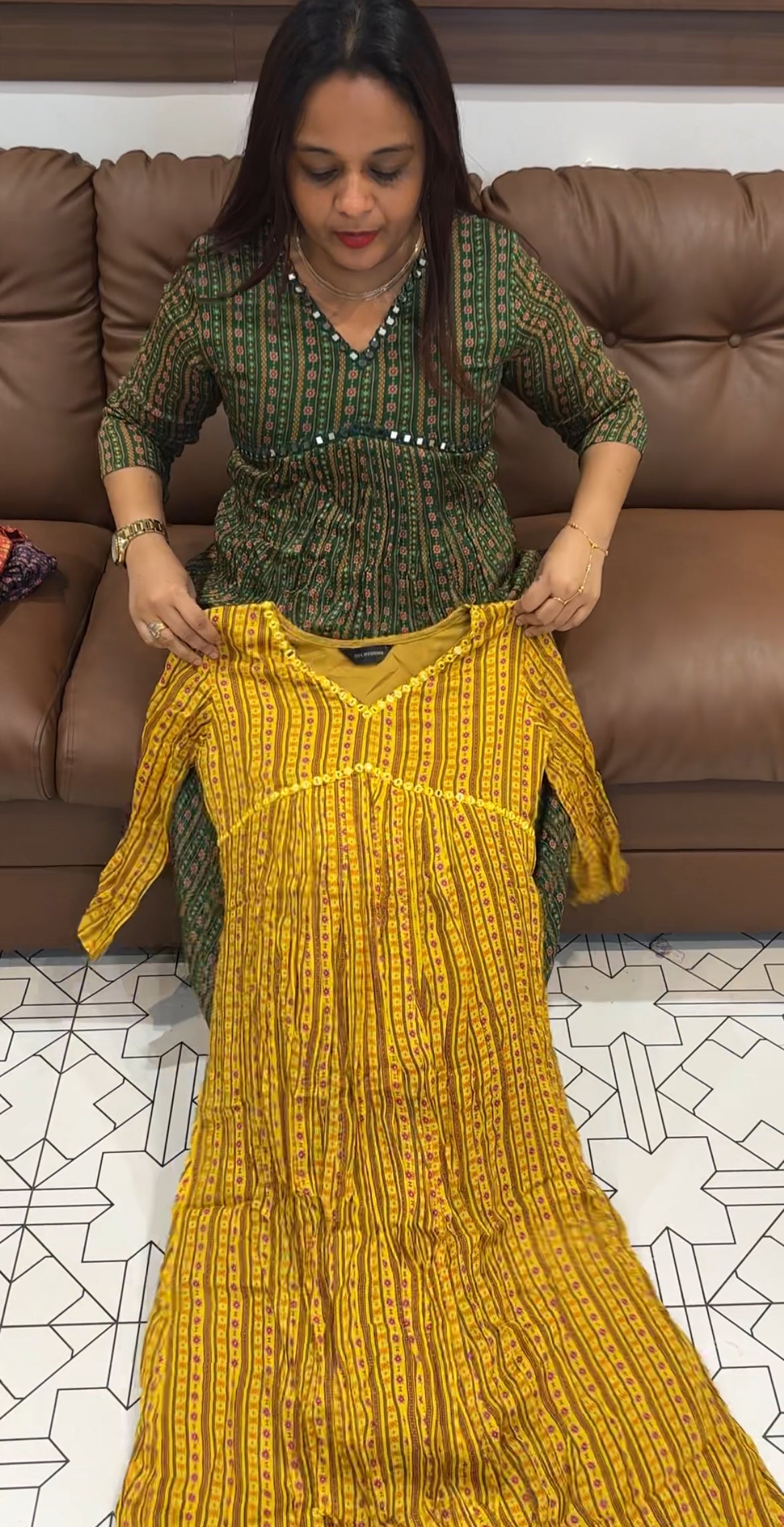 IHA'S IN-HOUSE HAND WORKED ALIYA CUT TOP - IHA 9489