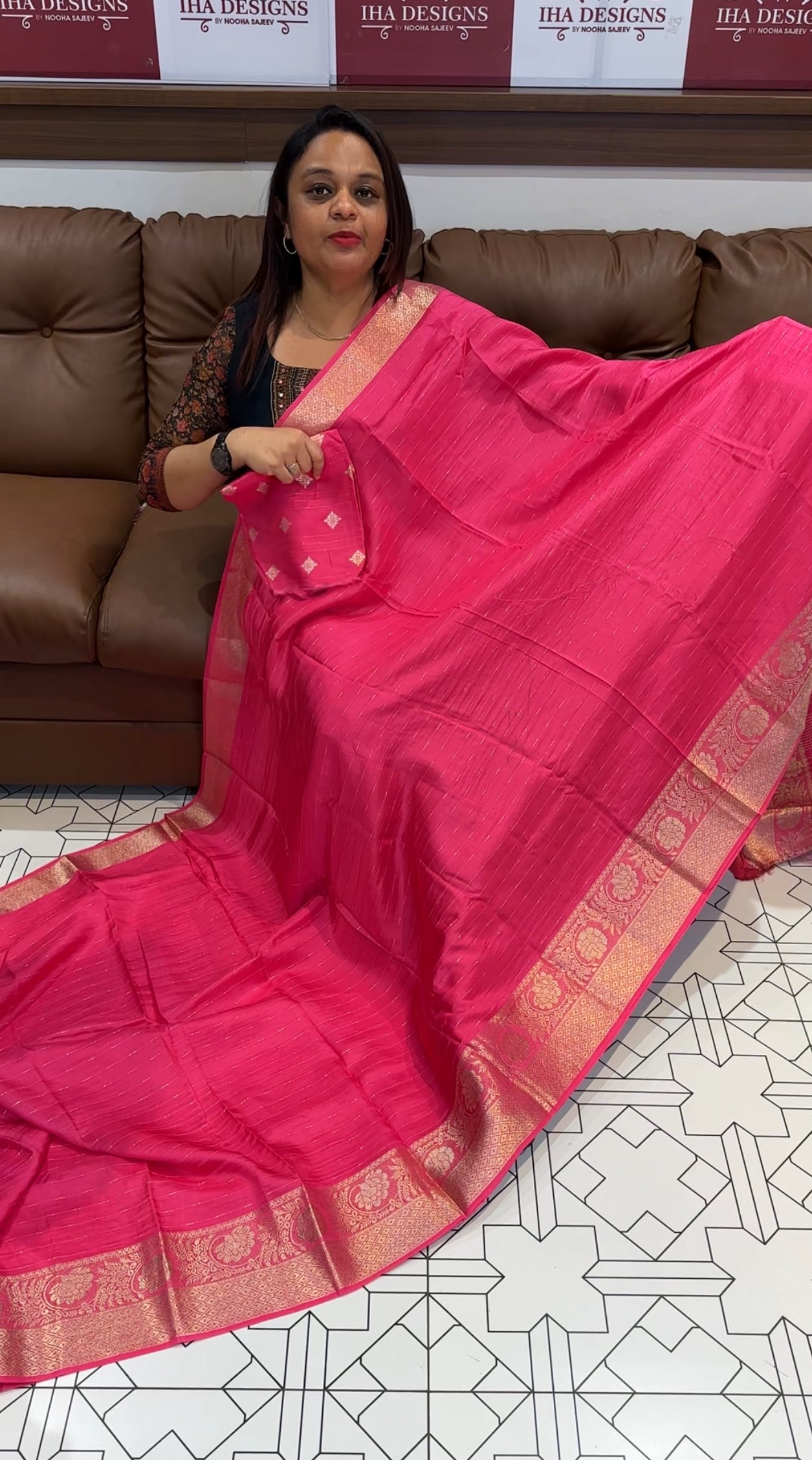 DESIGNER DOLA SILK SAREES - IHA 9836