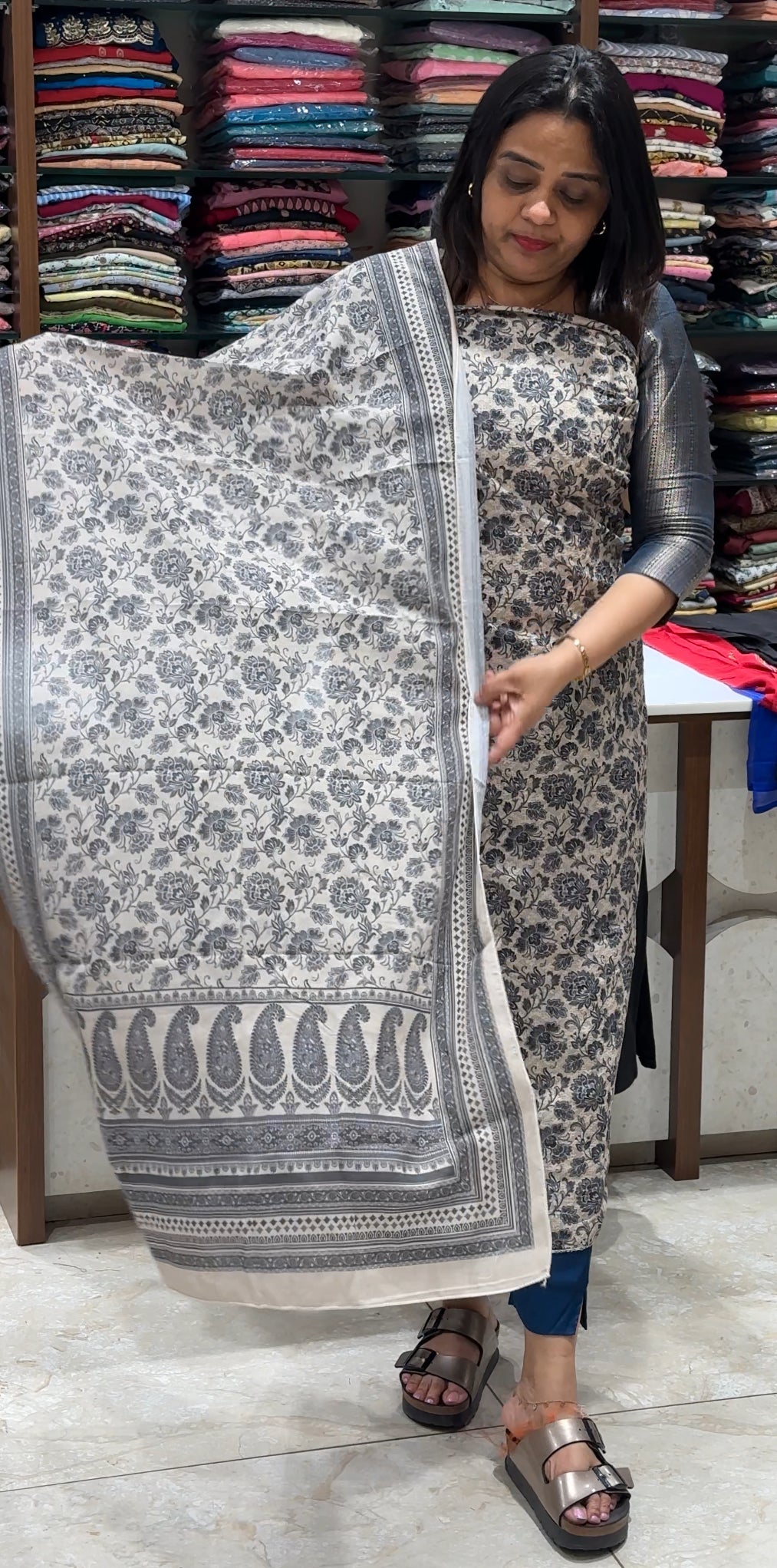 MUSLIN UNSTITCHED SALWAR SUITS - IHA 22226