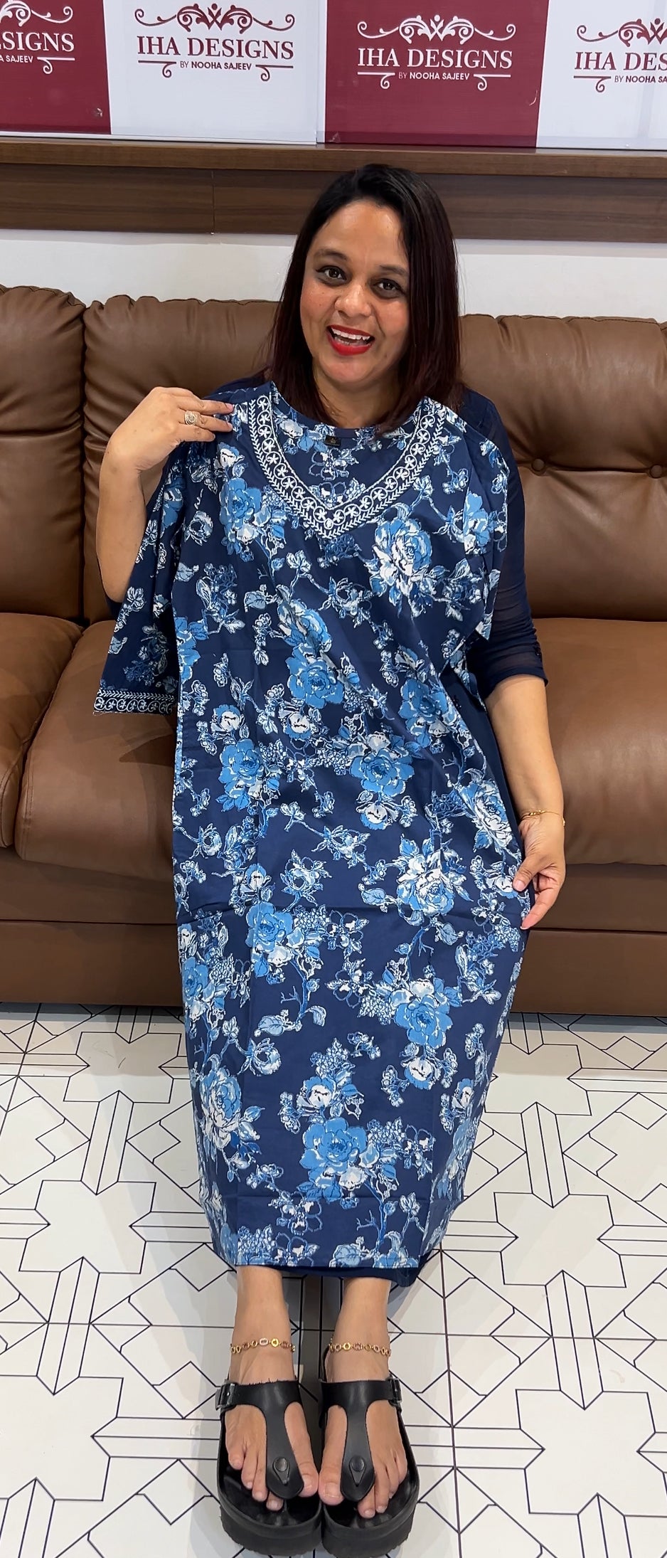 BUDGET BUY PRINTED COTTON TOPS - IHA 9686