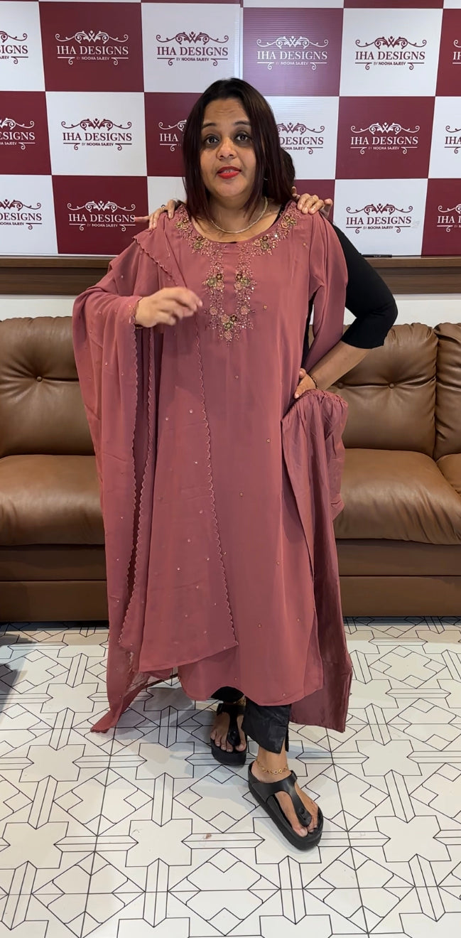 BUDGET BUY HAND WORKED TOP ,BOTTOM AND DUPATTA - IHA 8515