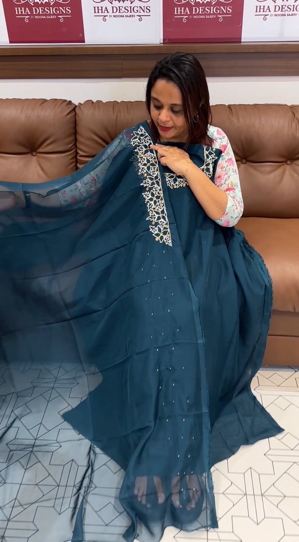 TABBY ORGANZA UNSTITCHED SALWAR SUITS - IHA 9847