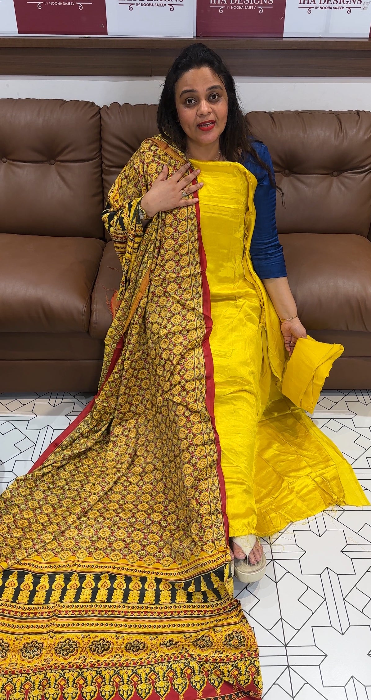 GAJJI SILK UNSTITCHED SALWAR SUITS - IHA 20539