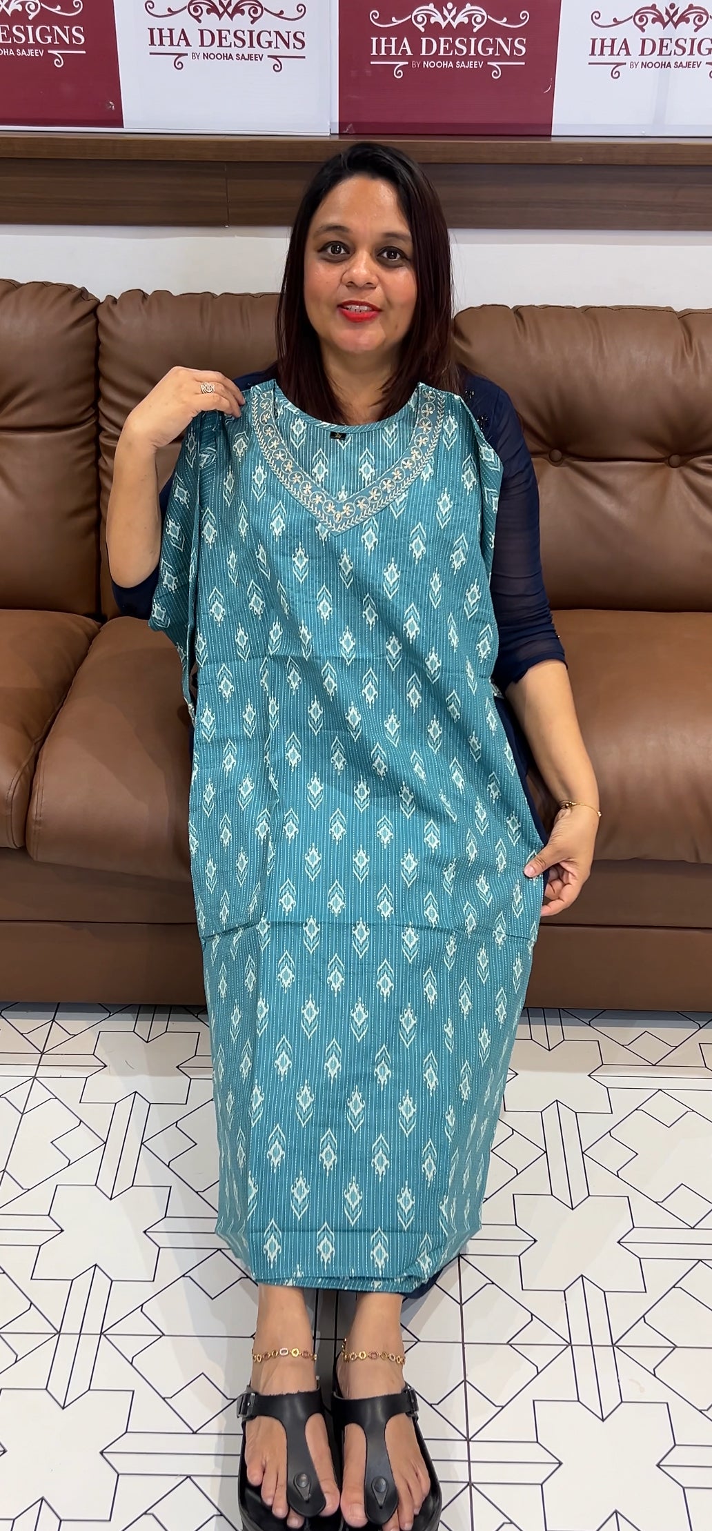 BUDGET BUY PRINTED COTTON TOPS - IHA 9685