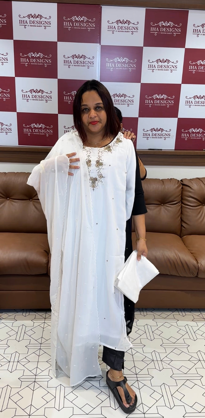BUDGET BUY HAND WORKED TOP ,BOTTOM AND DUPATTA - IHA 8515