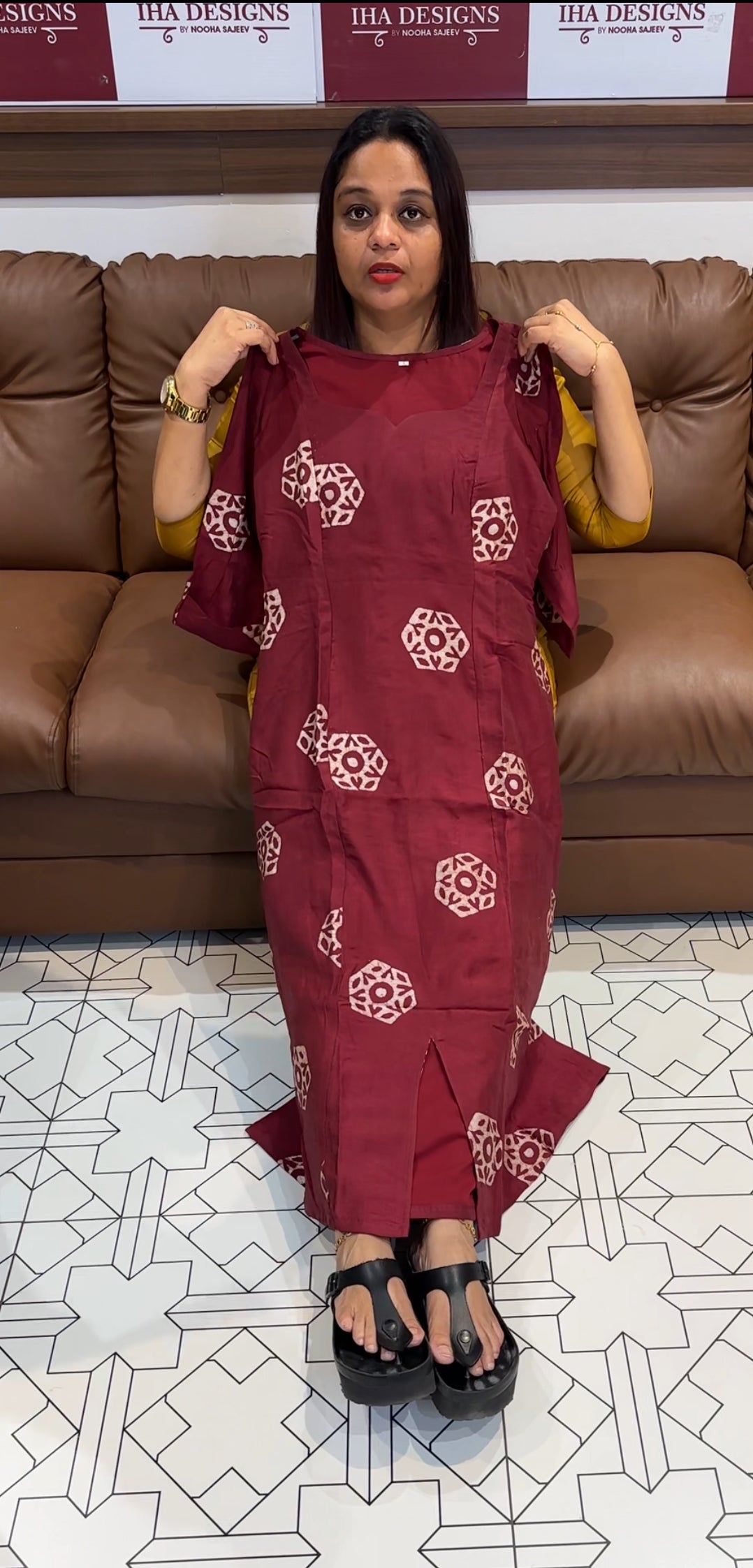 BATIK PRINTED TOPS - IHA 9534