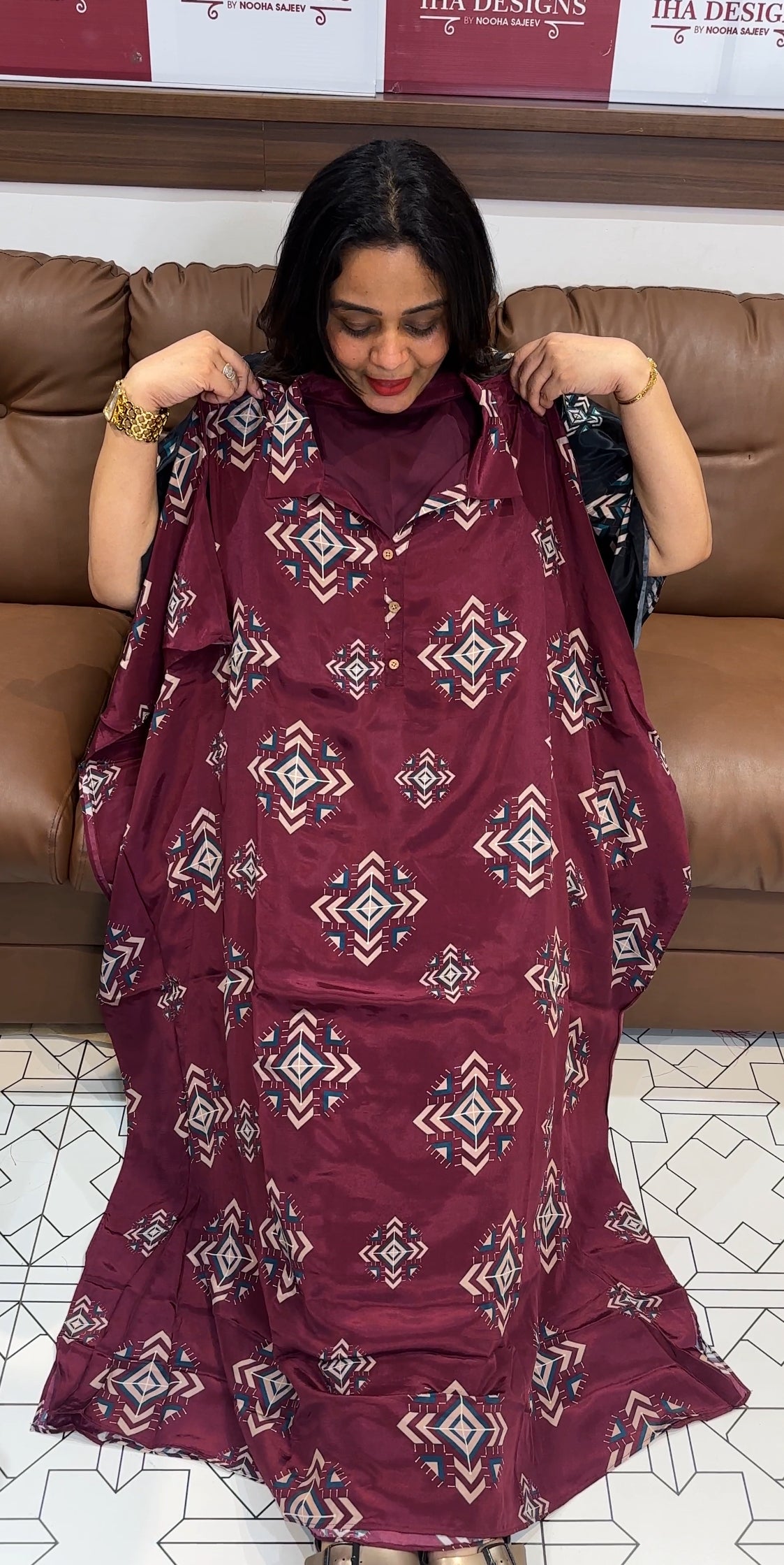 IHA'S IN-HOUSE KAFTAN TOPS - IHA 21529