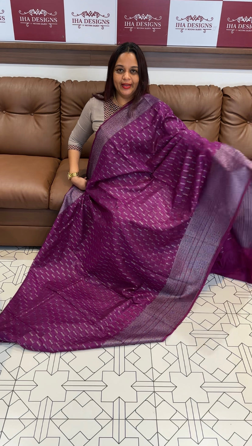 FORWARD SEMI BANARASI SILK SAREES - IHA 8377