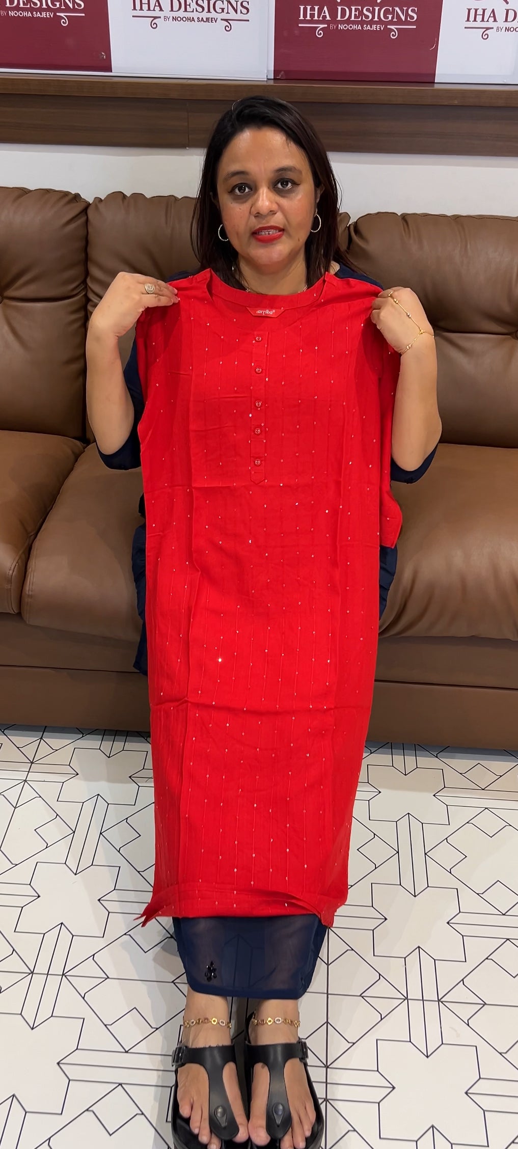 BUDGET BUY RAYON KURTIS - IHA 9681