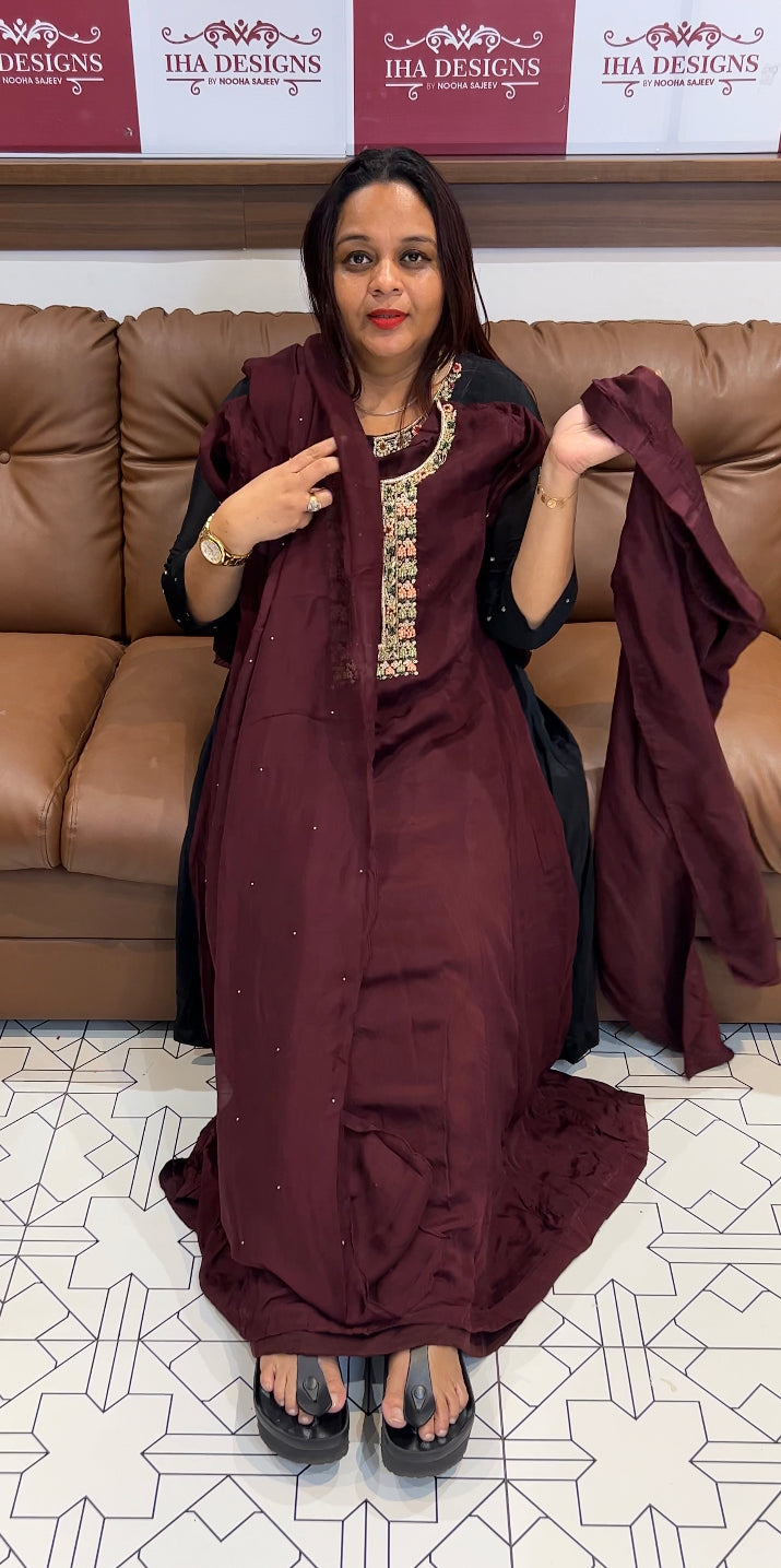 PLATINUM CHIFFON TOP , BOTTOM AND DUPATTA - IHA 8418