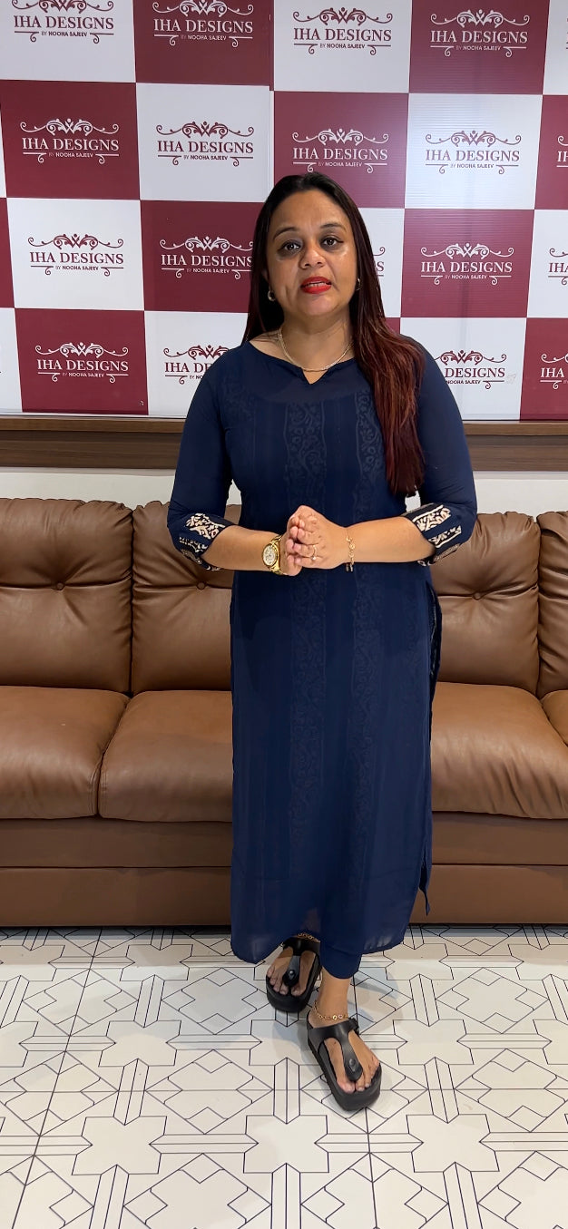 IHA'S IN-HOUSE CASUAL WEAR STRAIGHT TOPS - IHA 8402