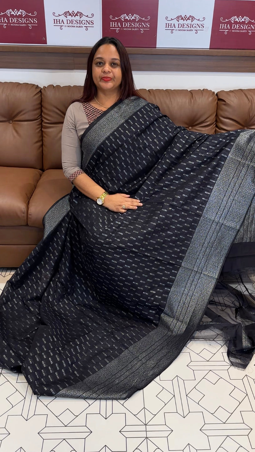 FORWARD SEMI BANARASI SILK SAREES - IHA 8377
