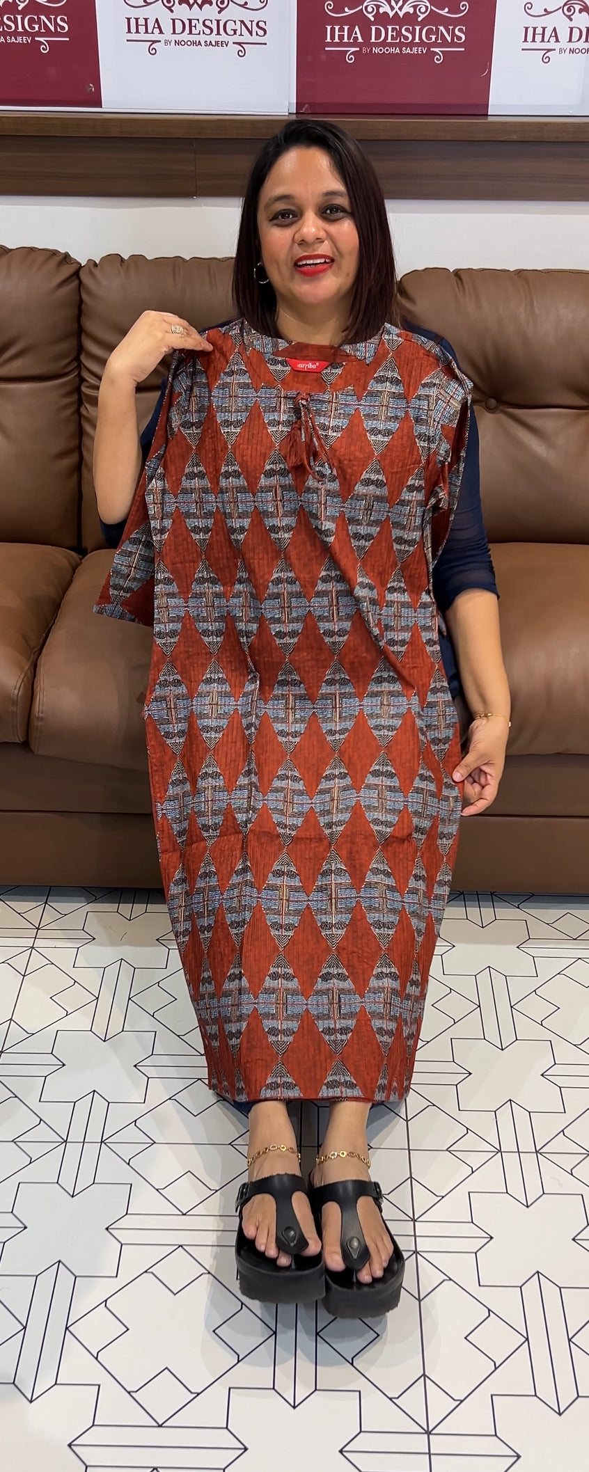 BUDGET BUY PRINTED COTTON TOPS - IHA 9687