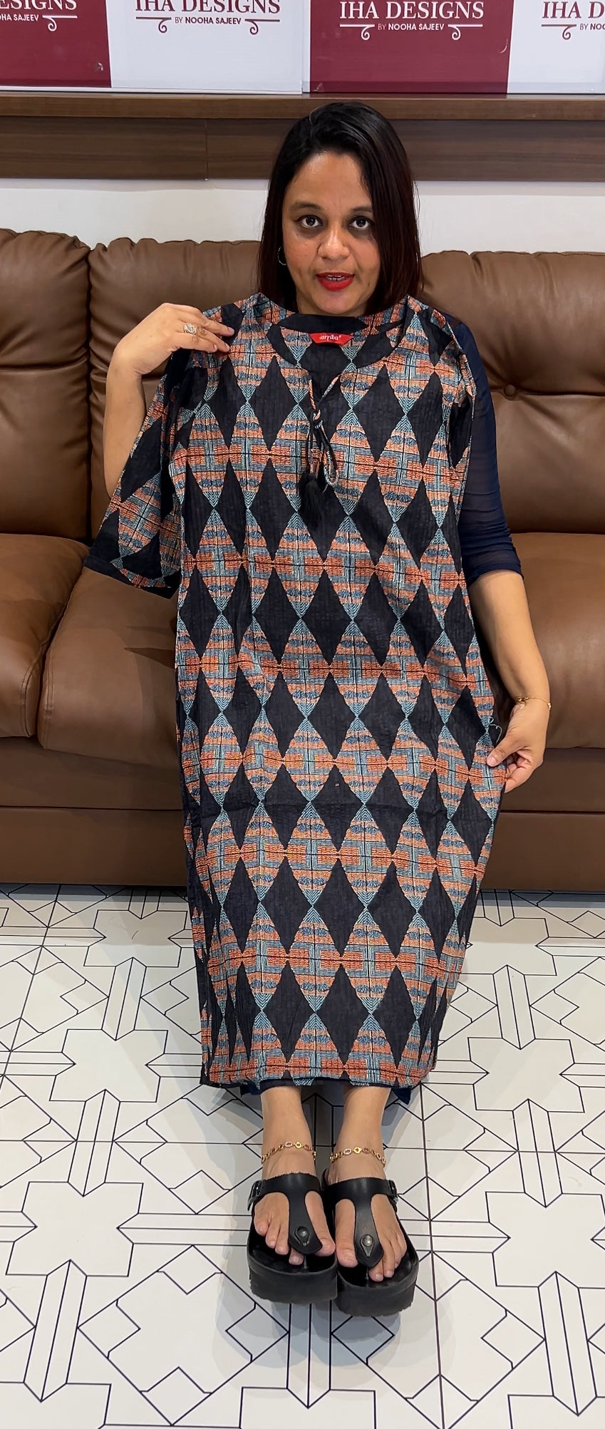 BUDGET BUY PRINTED COTTON TOPS - IHA 9687