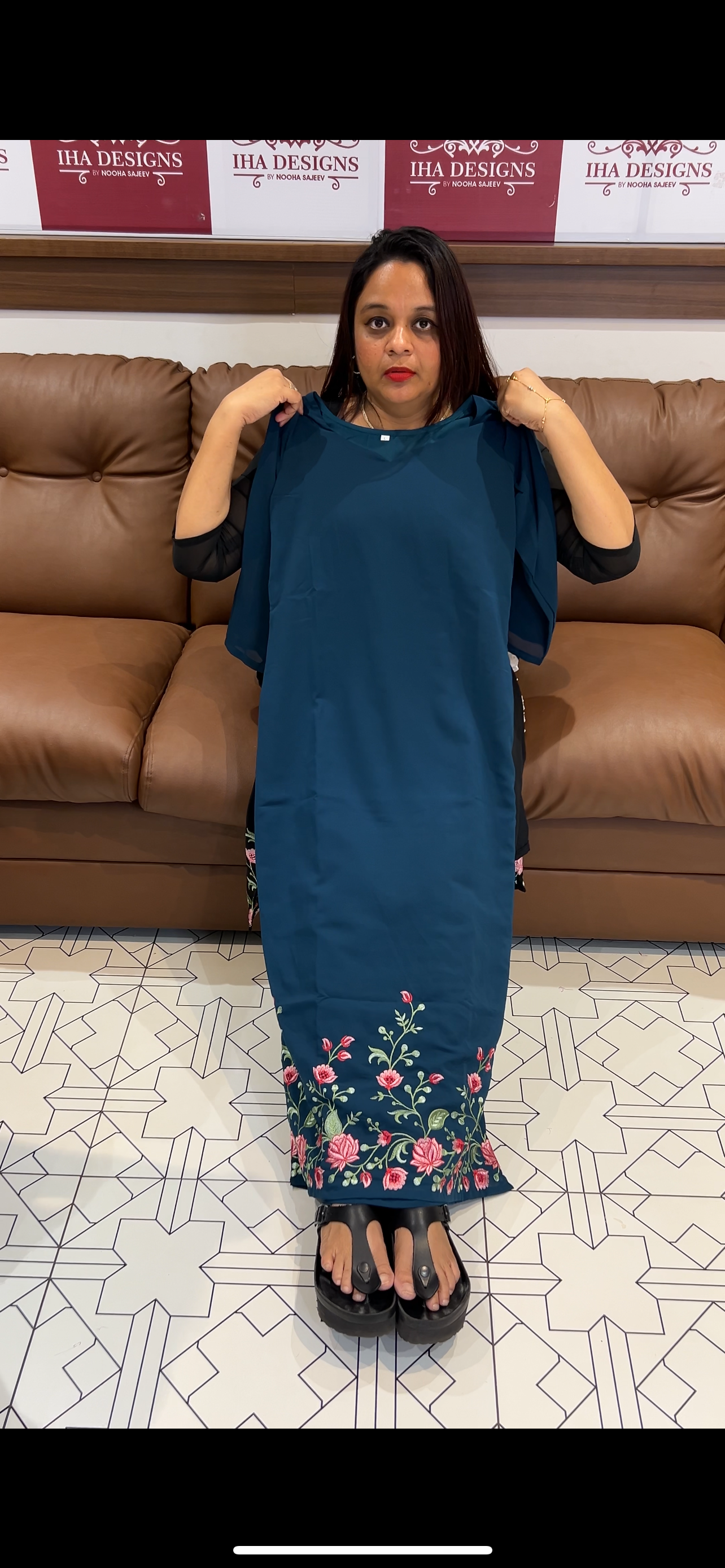 IHA'S IN-HOUSE SLITED TOPS COLLECTION - IHA 9668