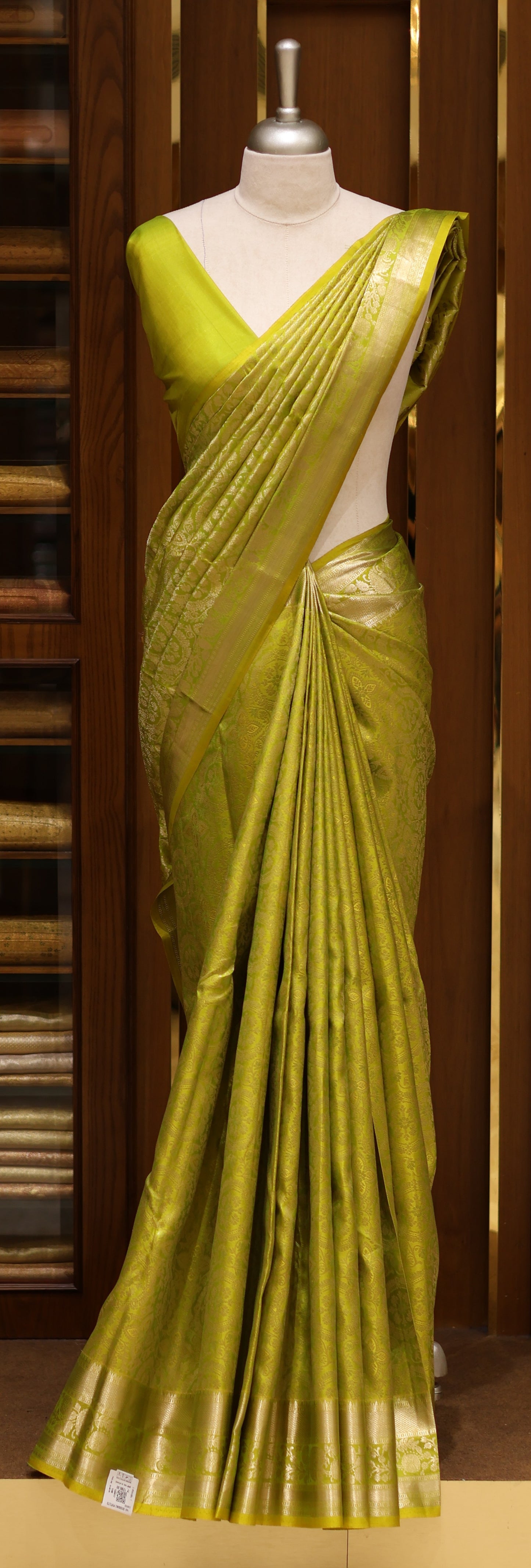 BROCADE KANCHIPURAM SILK SAREES - IHA 26905