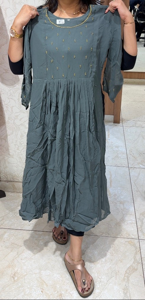 OFFER SALES TOPS COLLECTIONS - IHA 27113
