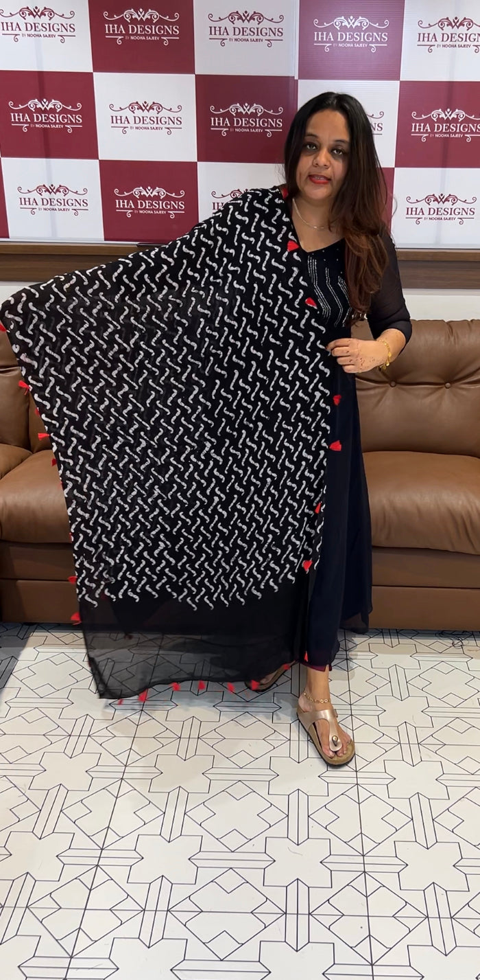 BATIK PRINTED GEORGETTE DUPATTA - IHA 6497
