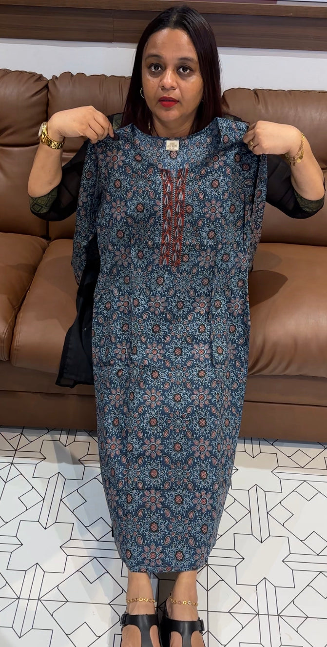BUDGET BUY COTTON PRINTED KURTIS - IHA 9557