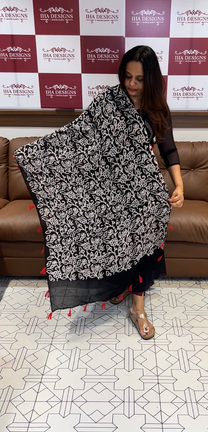 BATIK PRINTED GEORGETTE DUPATTA - IHA 6497