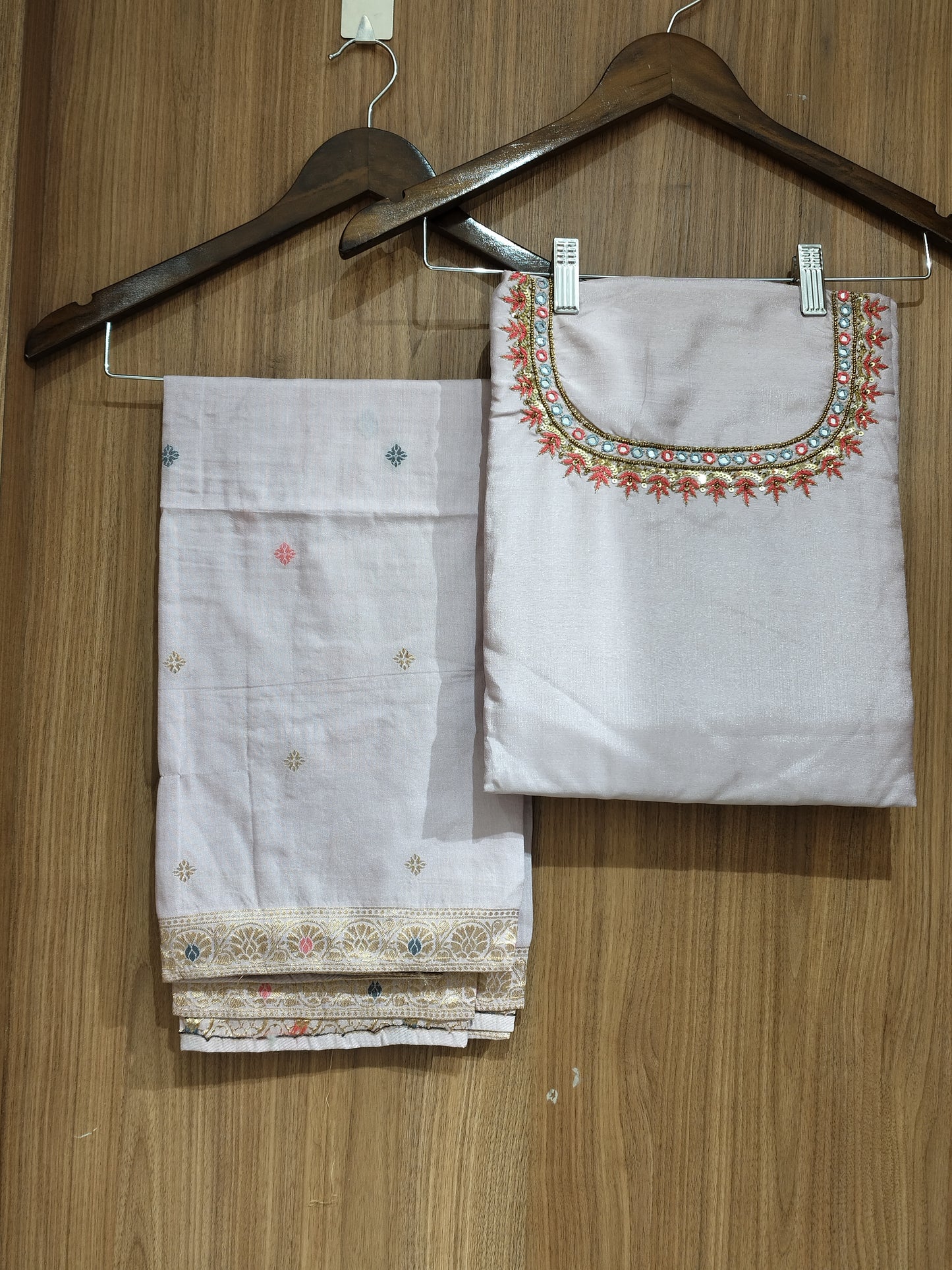 OFFER SALES UNSTITCHED SALWAR  - IHA 27602