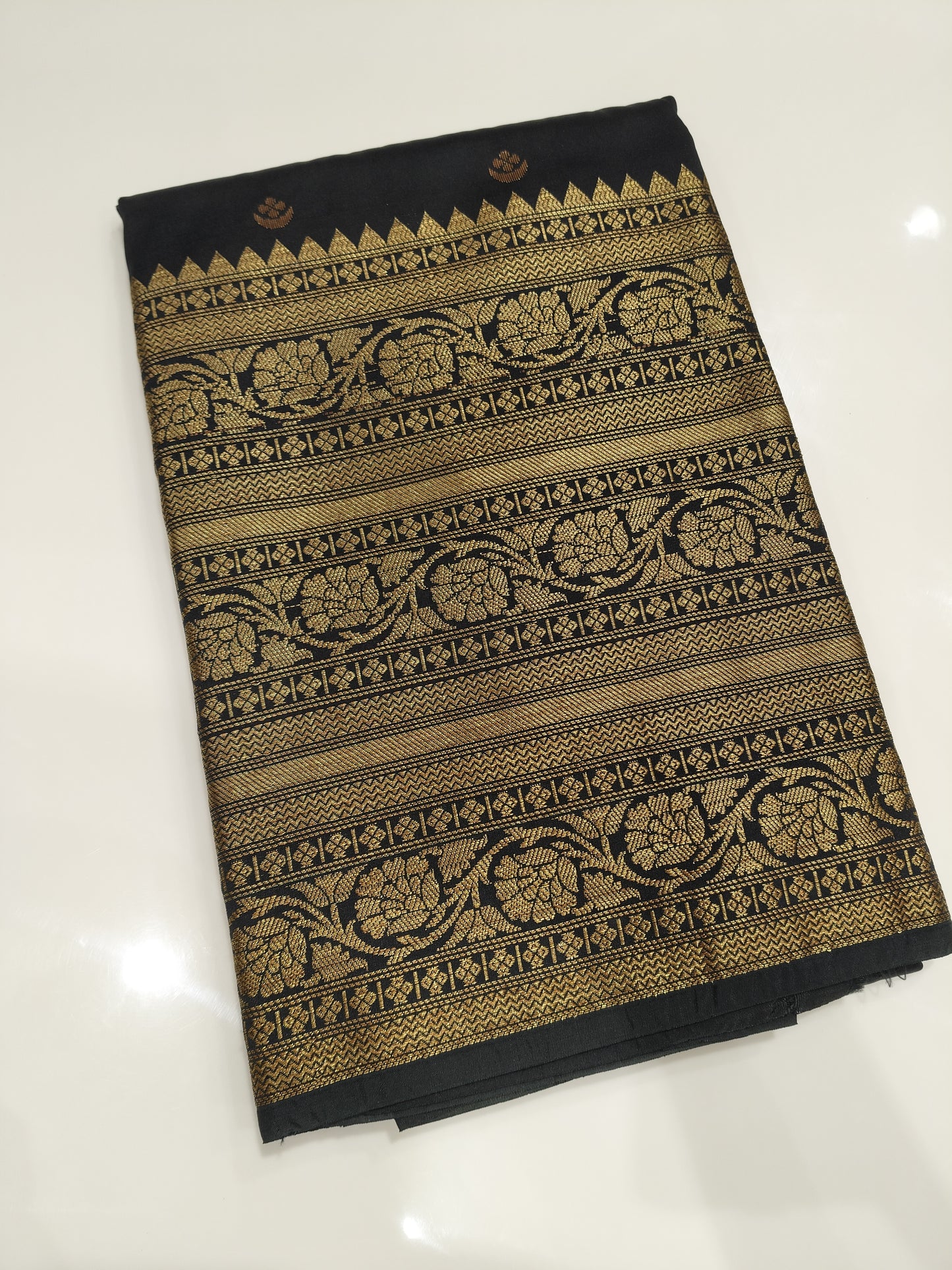 OFFER SALES SAREES - IHA 27601