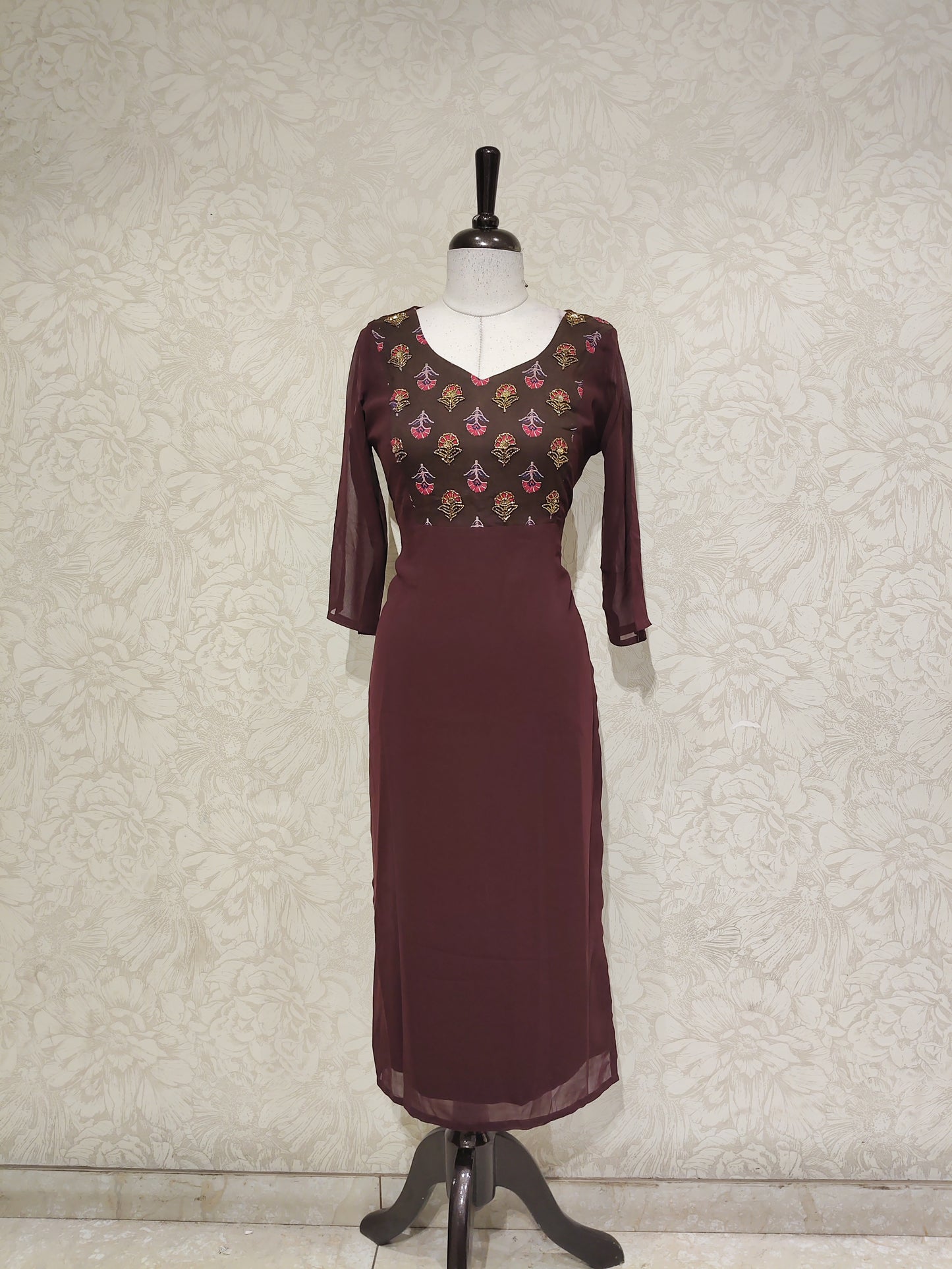 OFFER SALES TOP ONLY COLLECTIONS  - IHA 27845