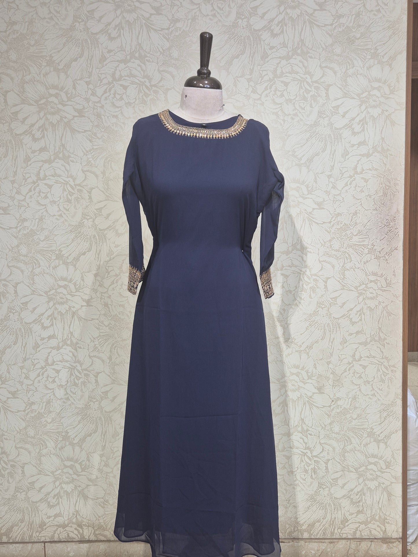 OFFER SALES TOPS COLLECTIONS - IHA 26842