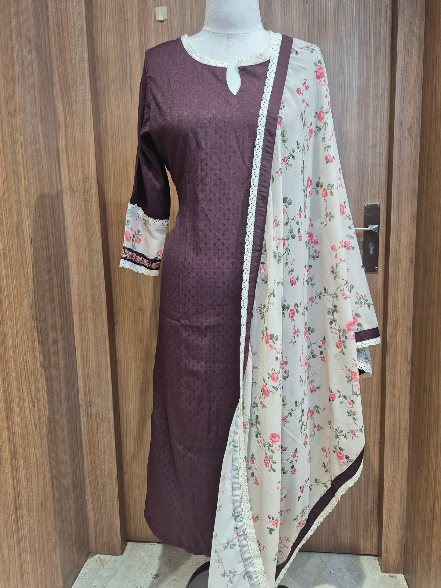 OFFER SALES TOPS COLLECTIONS - IHA 26789