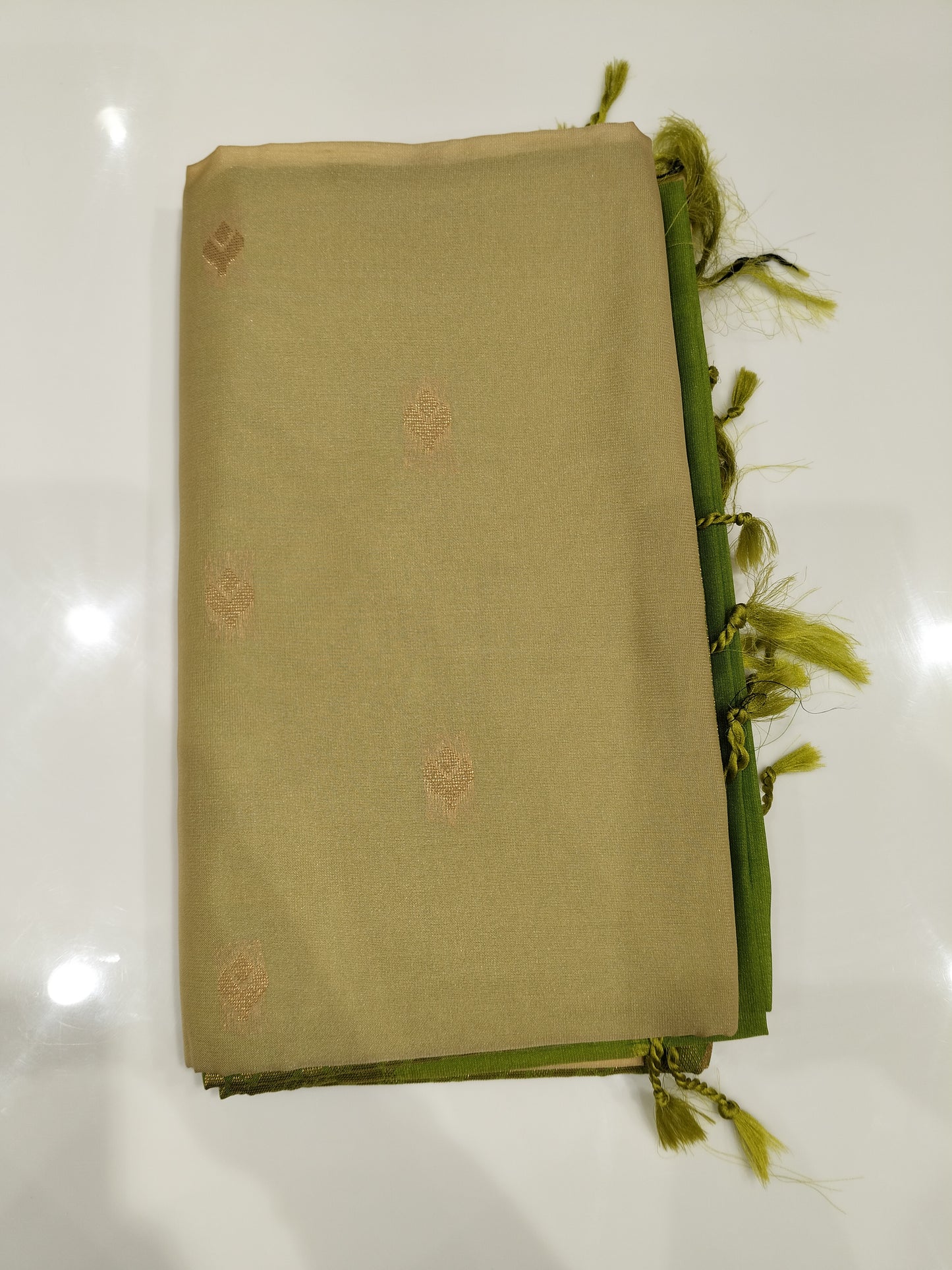 OFFER SALES SAREES - IHA 27667