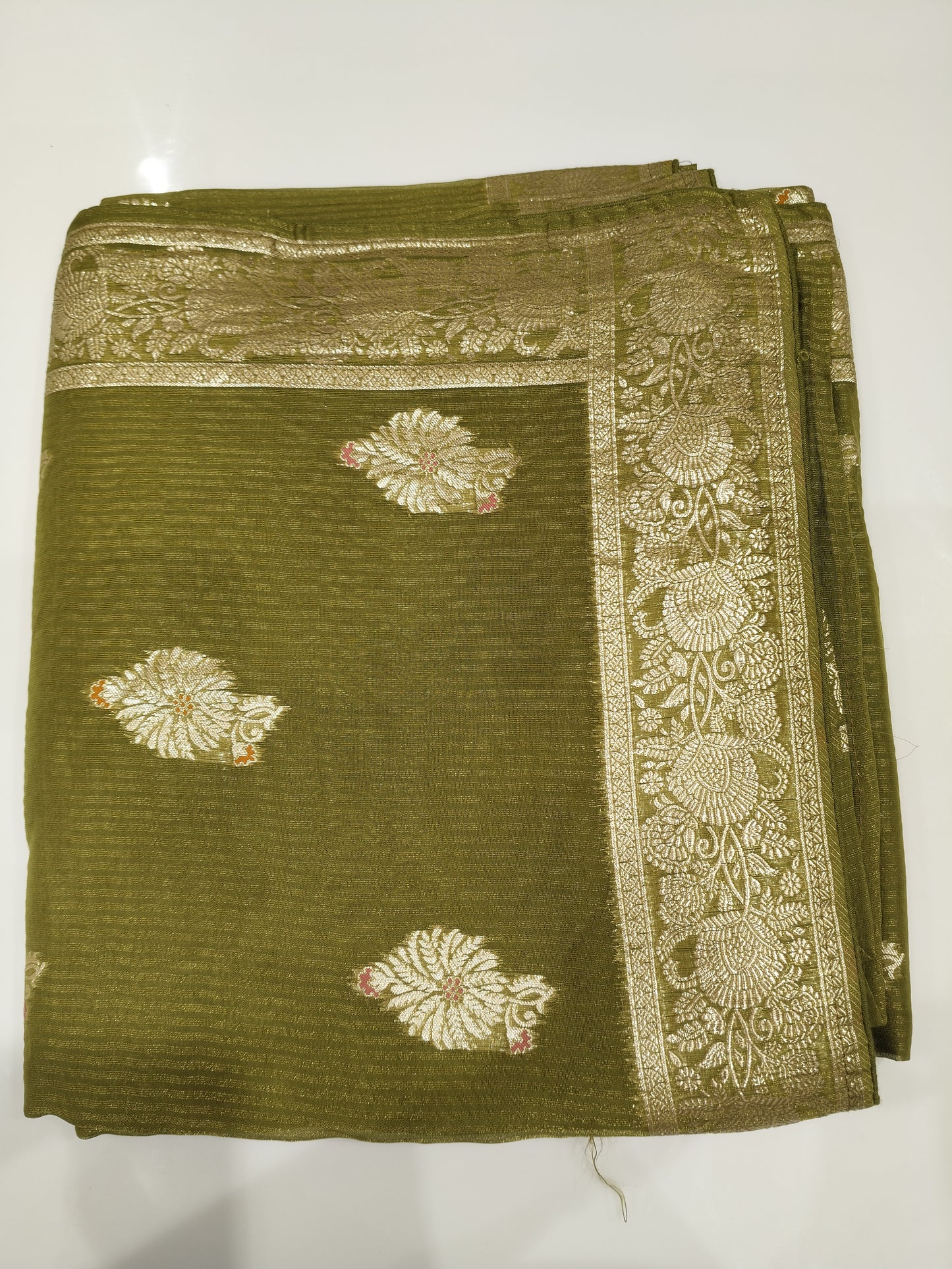 OFFER SALES SAREES - IHA 27667