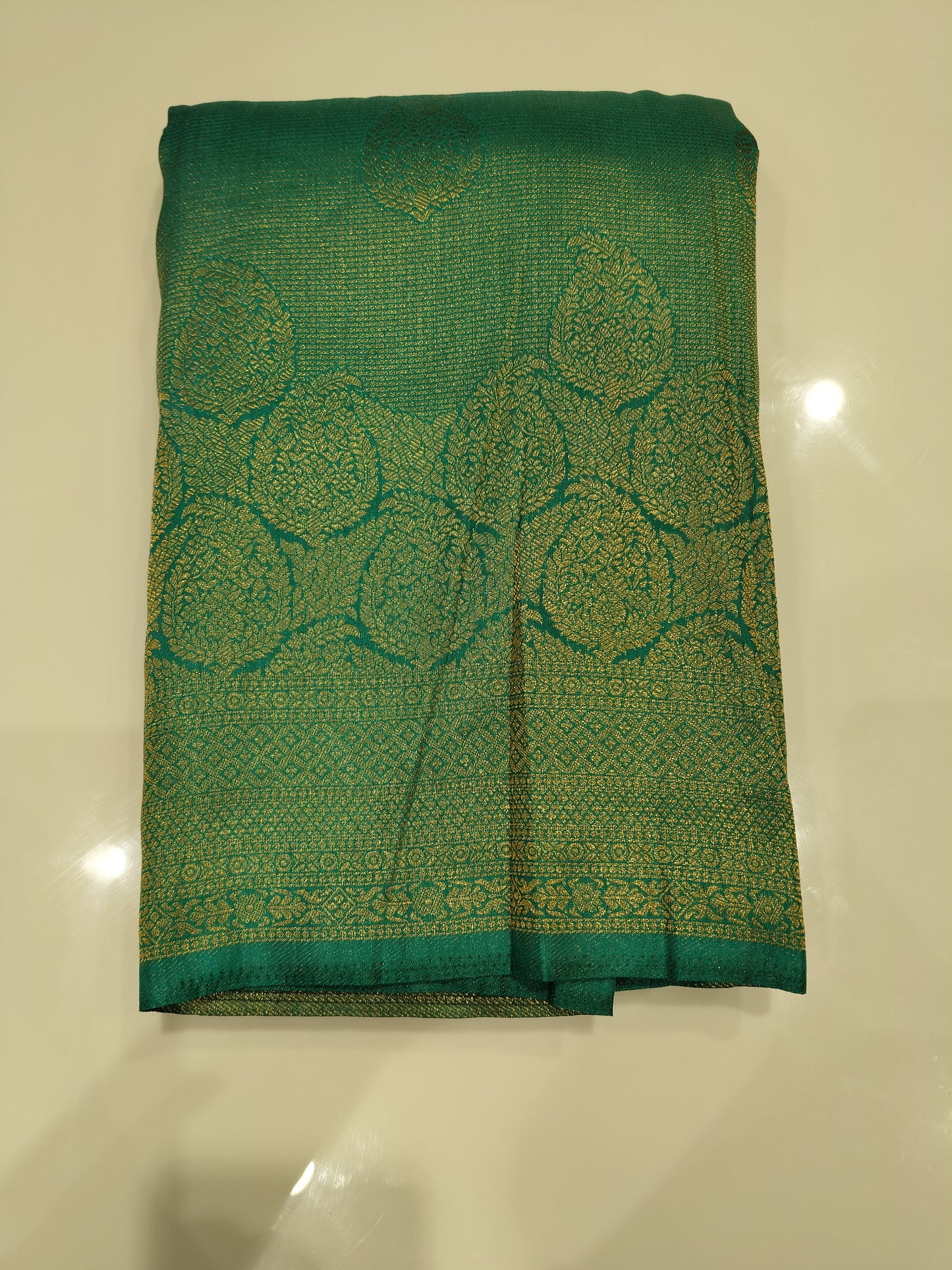 OFFER SALES SAREES - IHA 27601