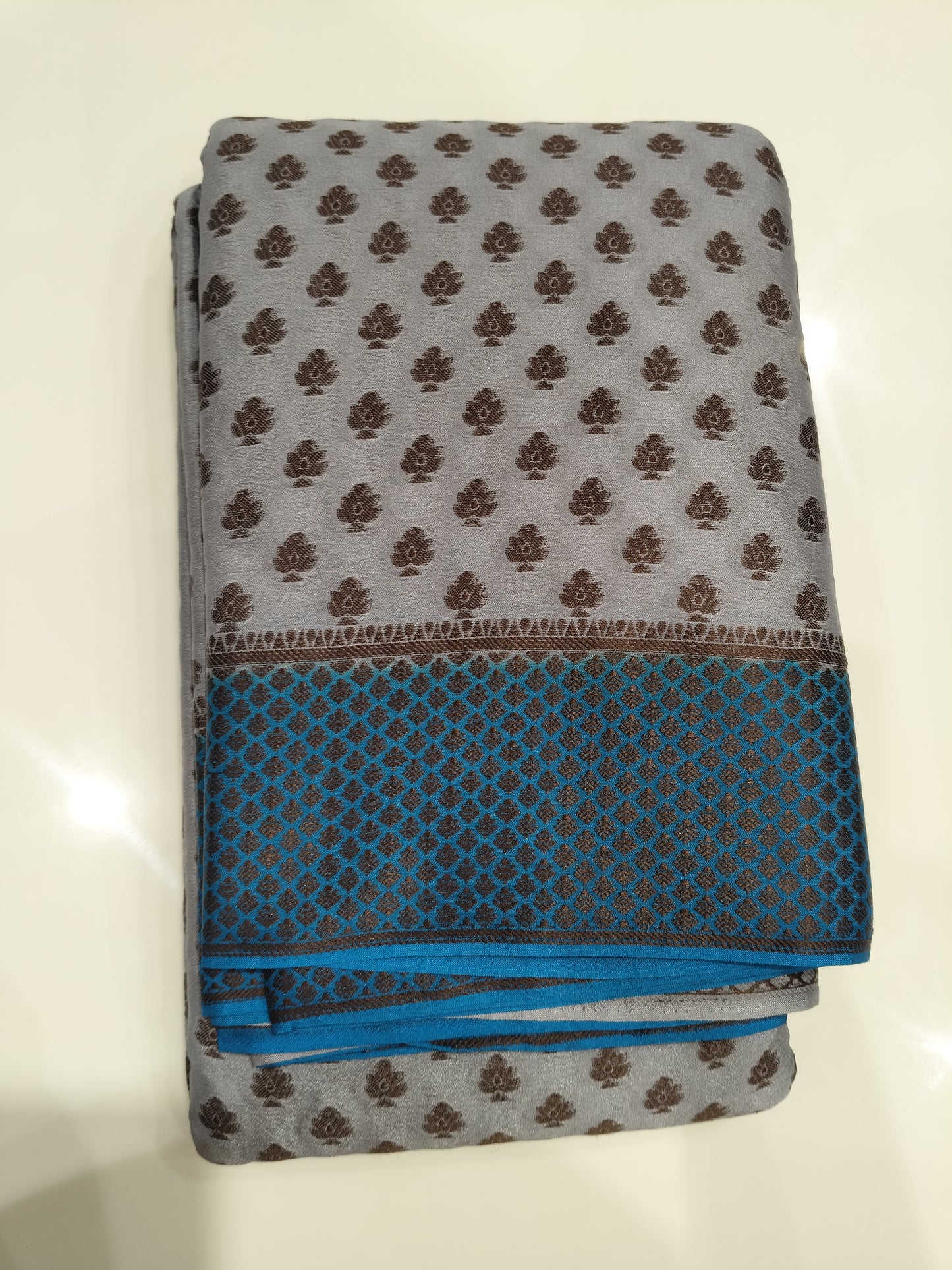 OFFER SALES SAREES - IHA 27601