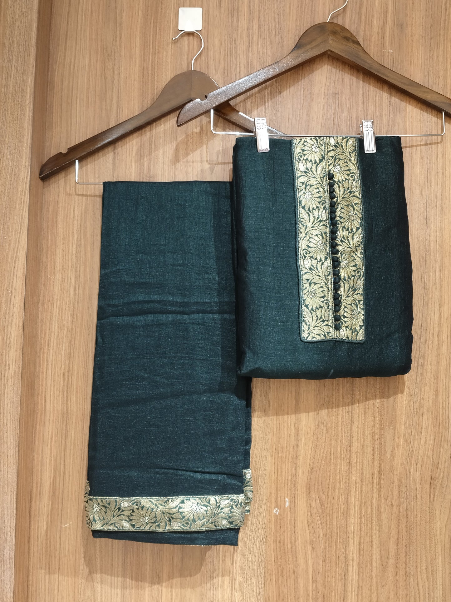 OFFER SALES UNSTITCHED SALWAR  - IHA 27602