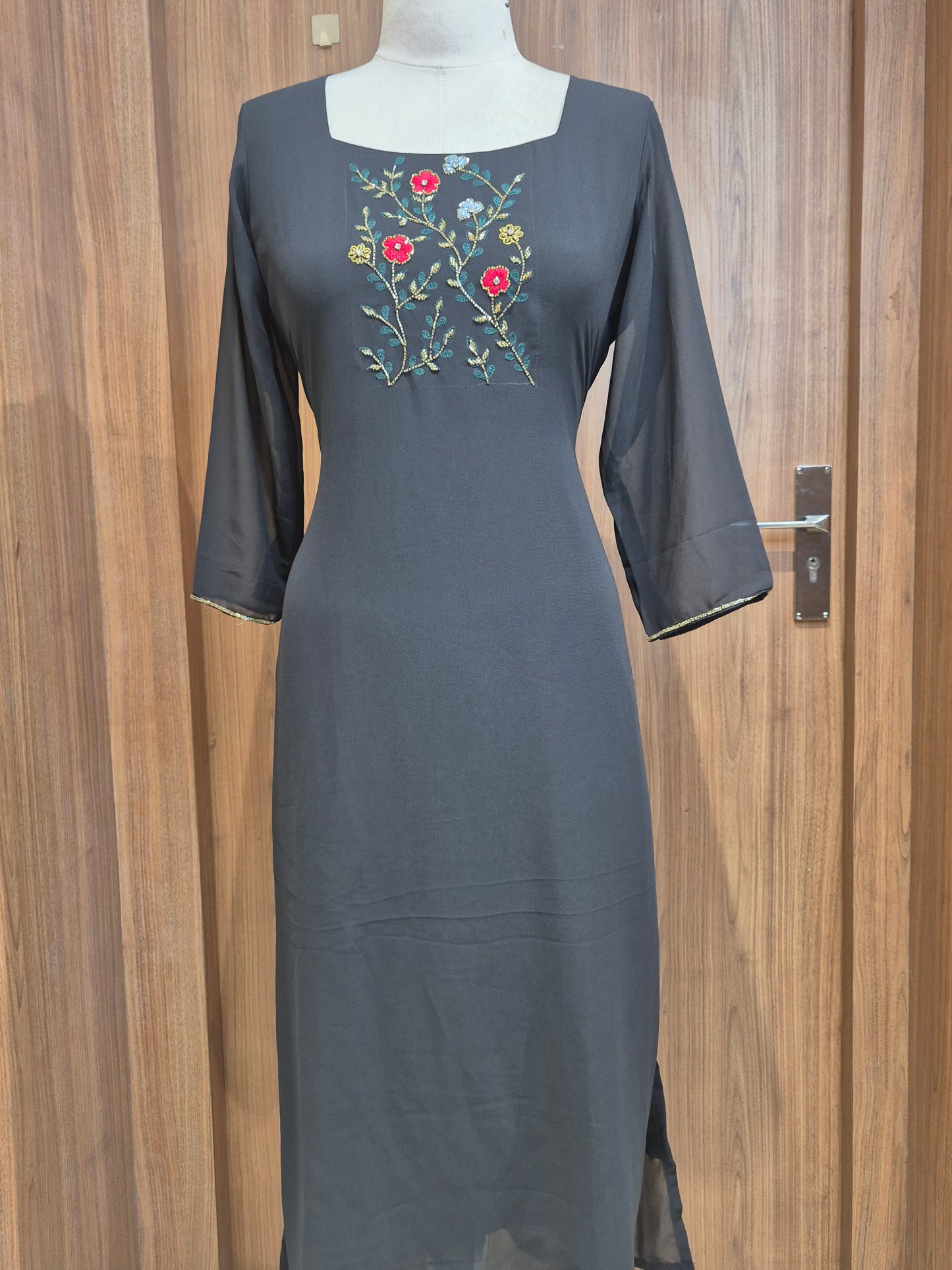 OFFER SALES TOPS COLLECTIONS - IHA 26796