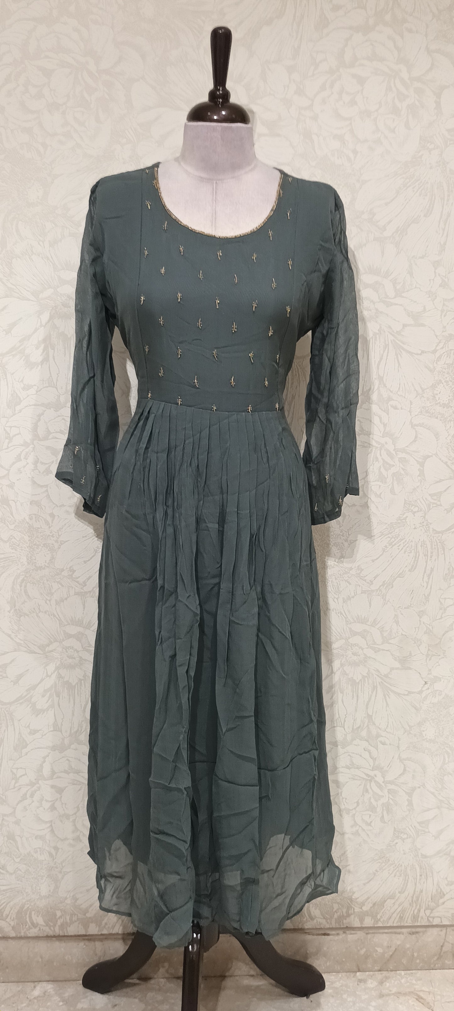 OFFER SALES TOPS COLLECTIONS - IHA 27110