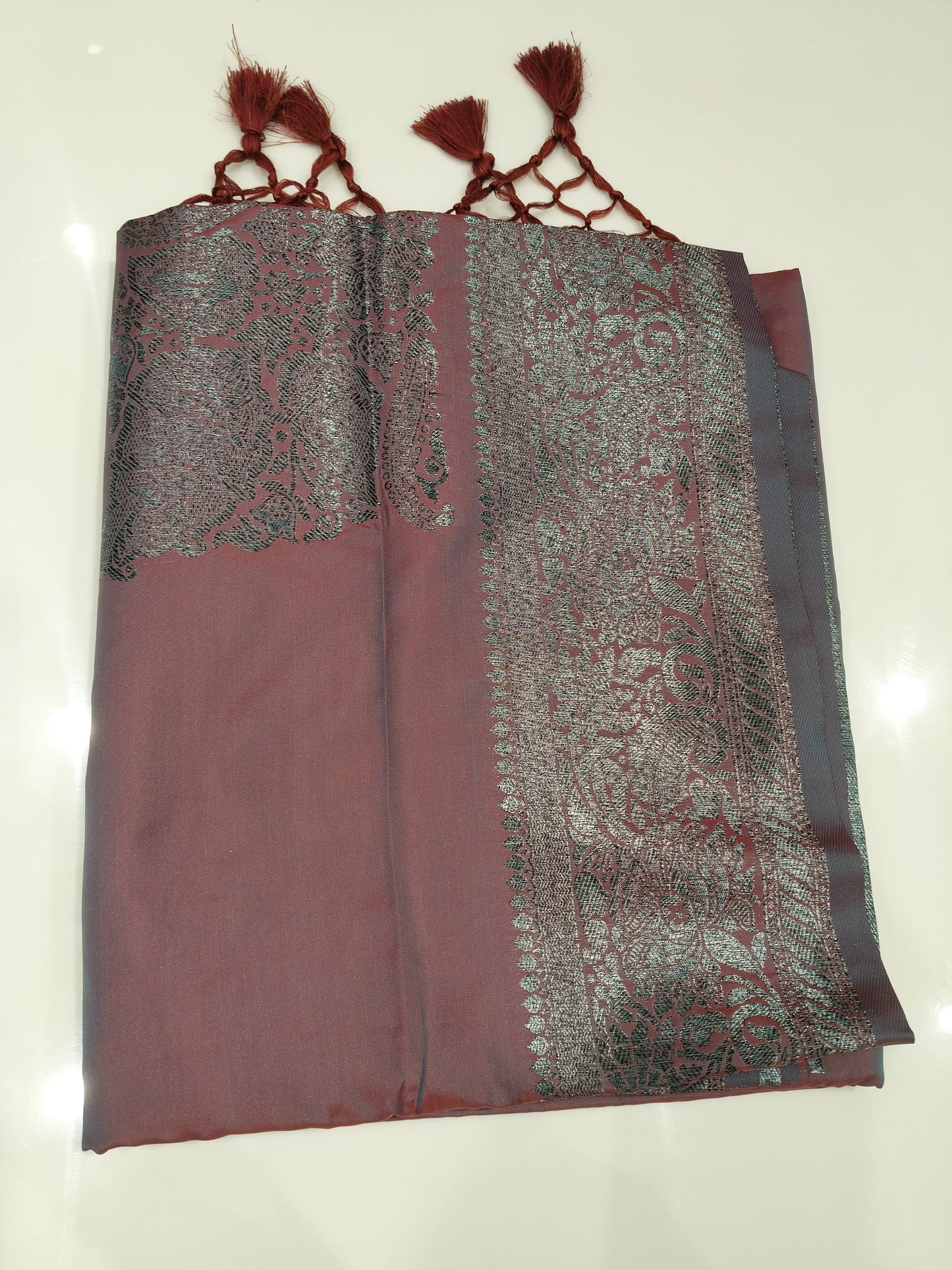 OFFER SALES SAREES - IHA 27667
