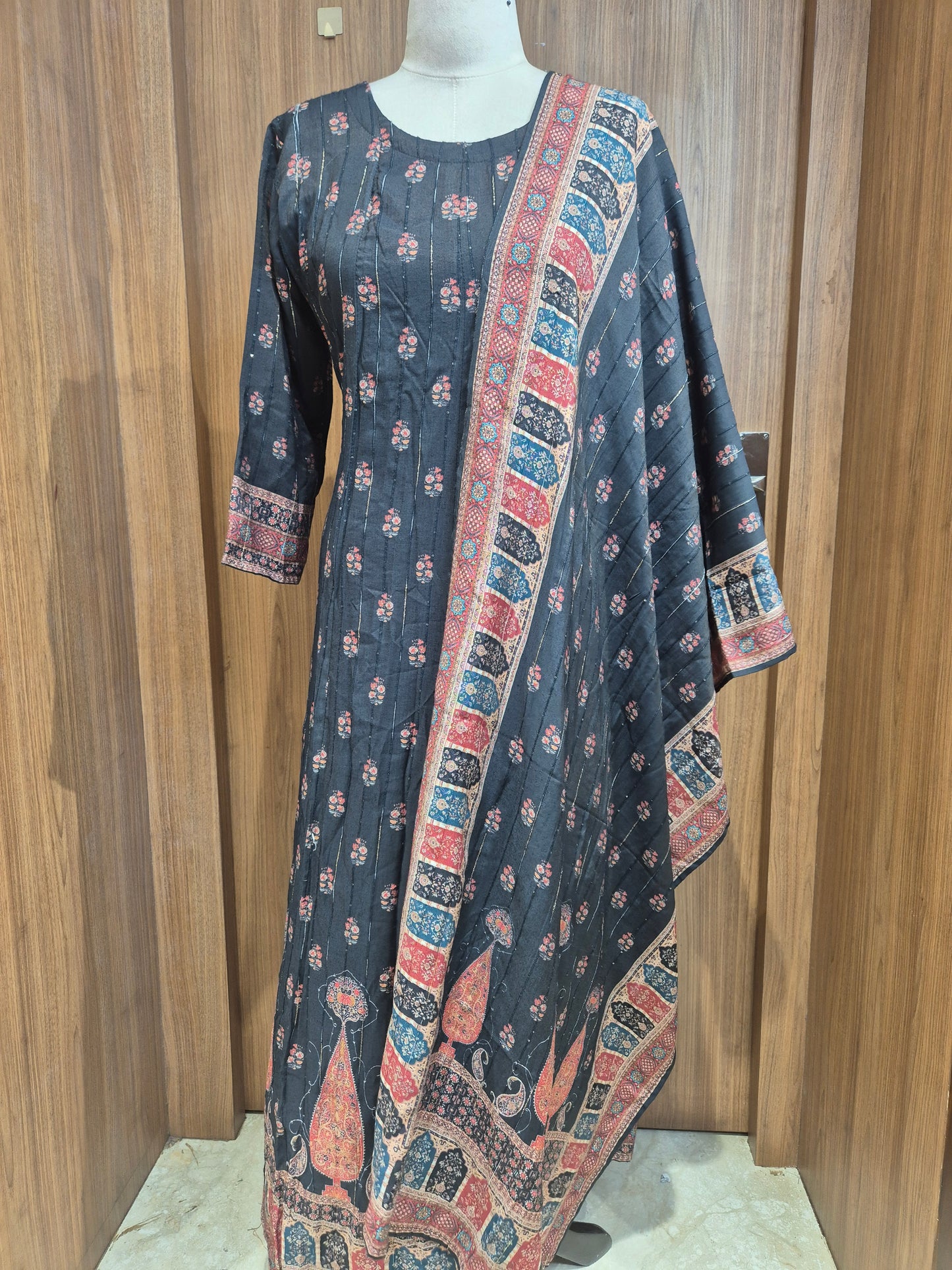 OFFER SALES TOPS COLLECTIONS - IHA 26796