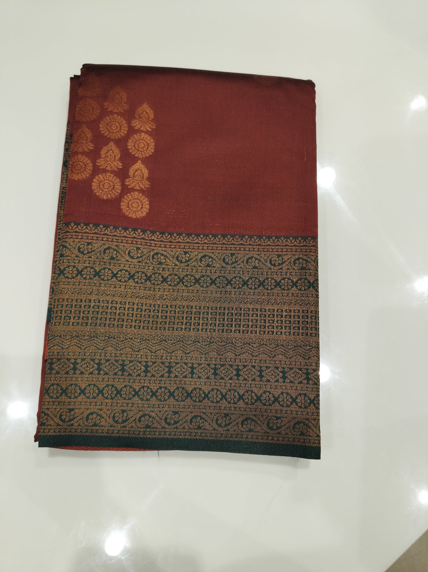 OFFER SALES SAREES - IHA 27601