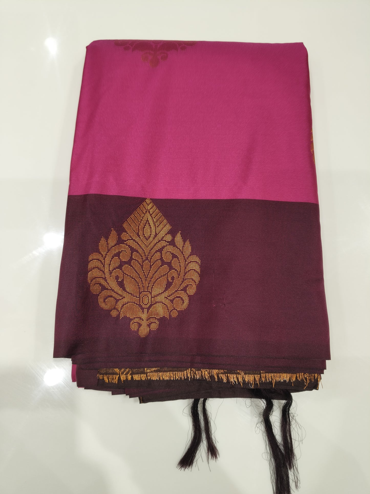 OFFER SALES SAREES - IHA 27667